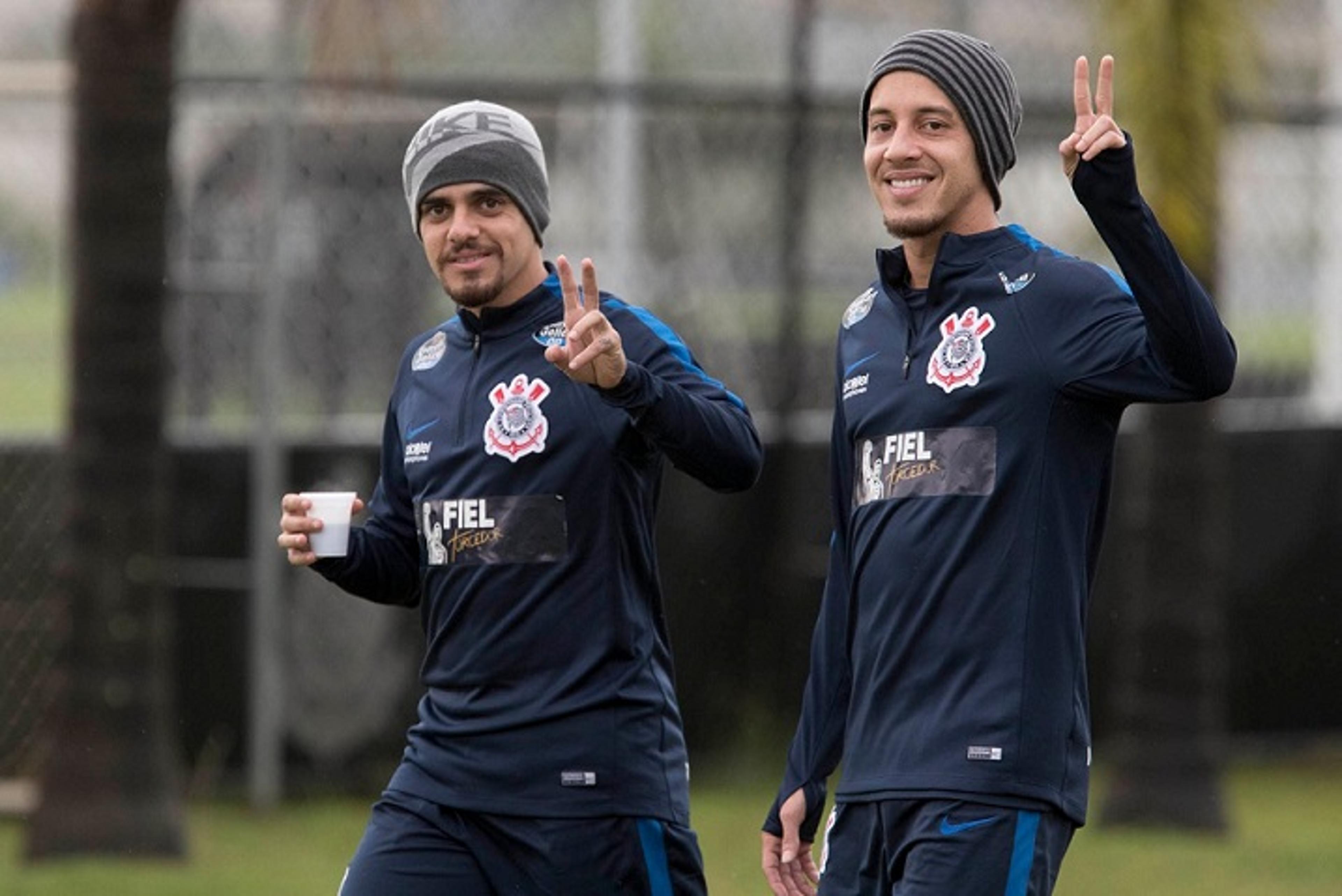 Dupla de Seleção do Corinthians fala sobre sonhos, novo status e até trote