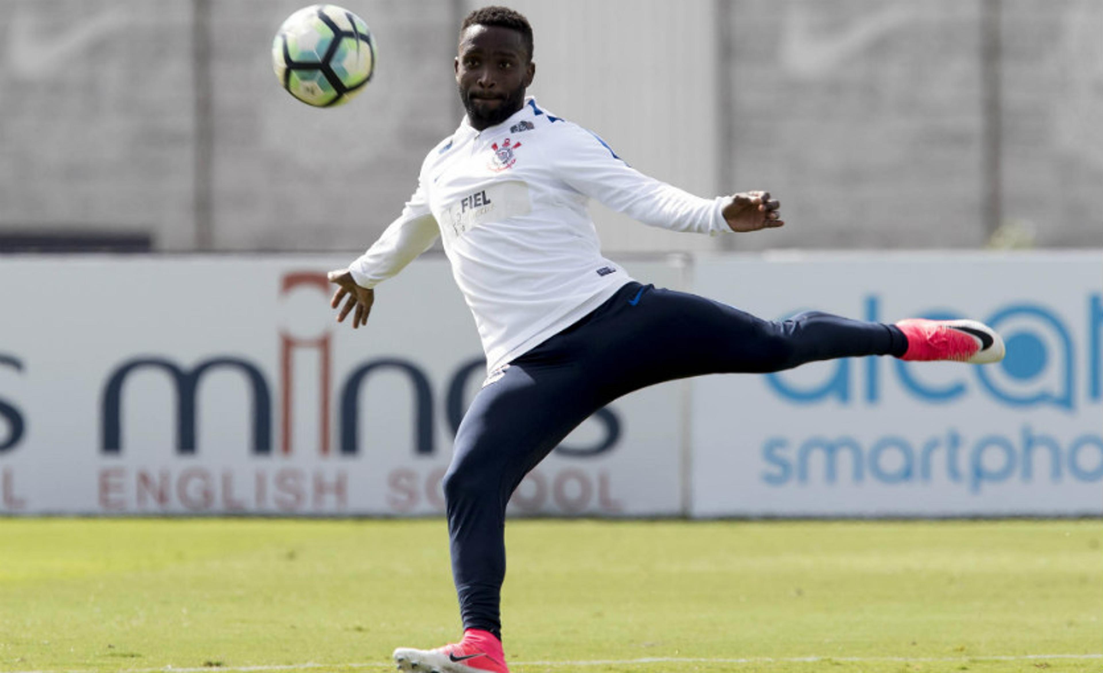 Corinthians convence, e Mendoza é cedido até o fim do ano para o Bahia