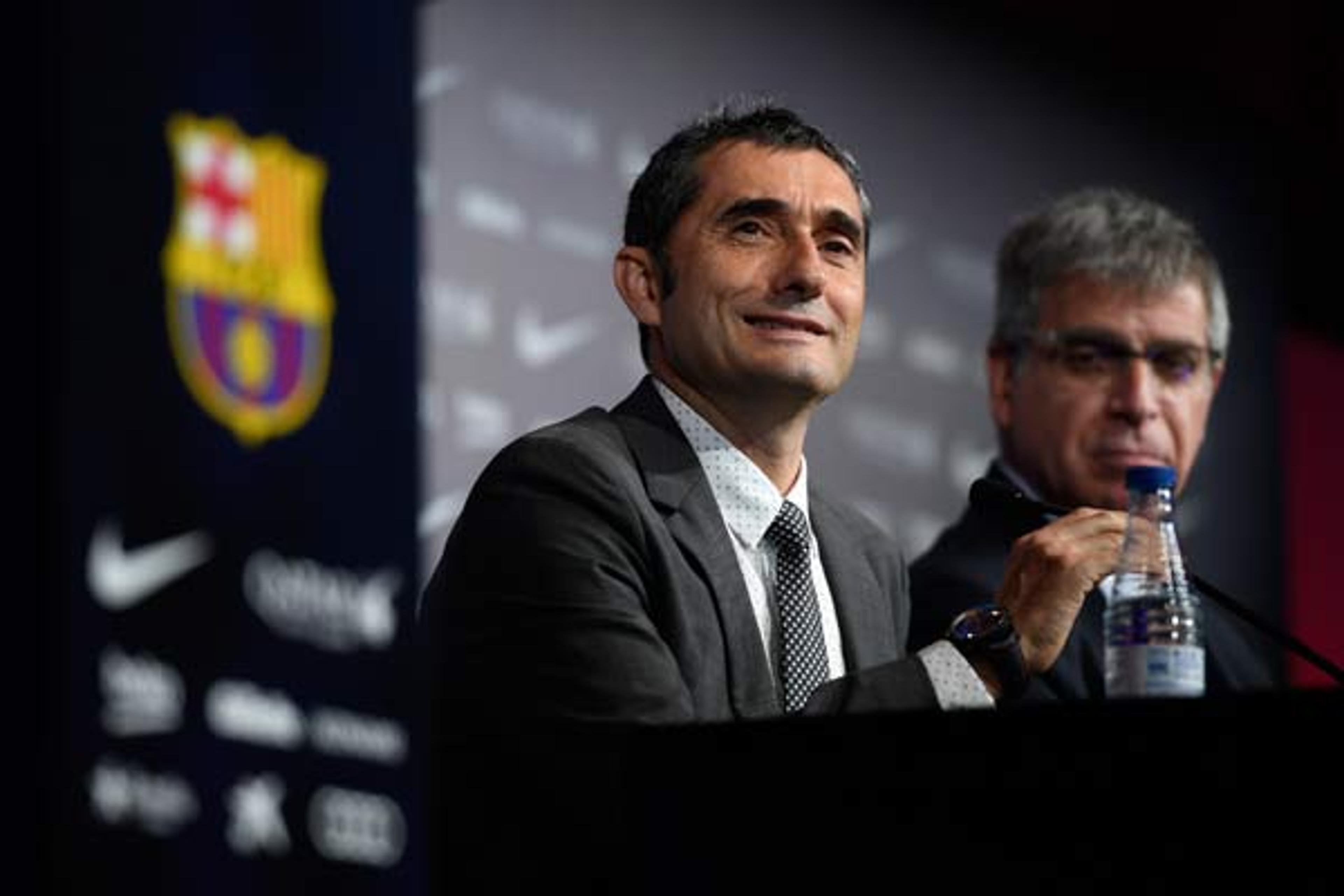 Ernesto Valverde é apresentado: ‘Um privilégio treinar o Barcelona’