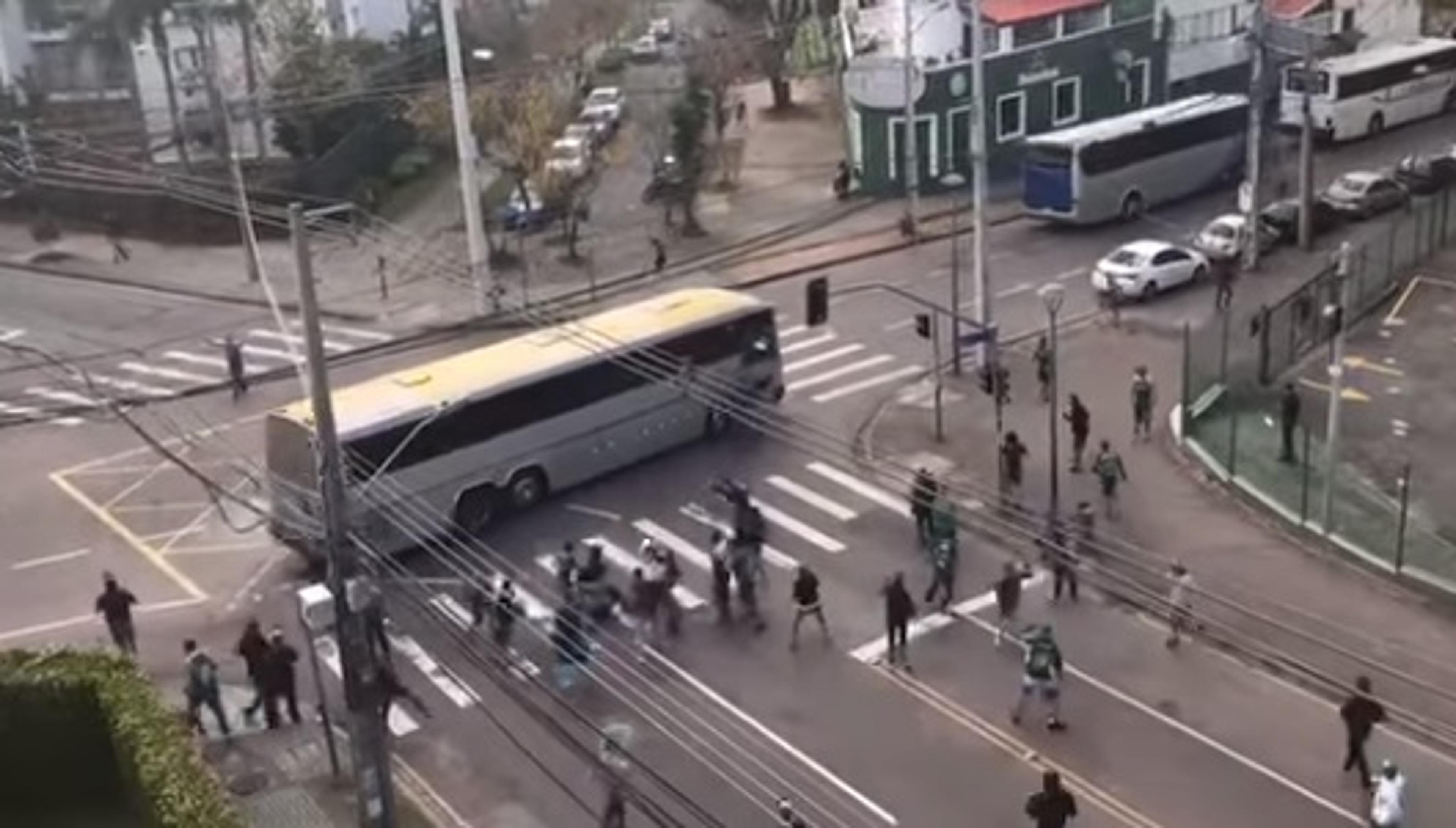 Coritiba, Corinthians e treinadores repudiam violência antes de partida