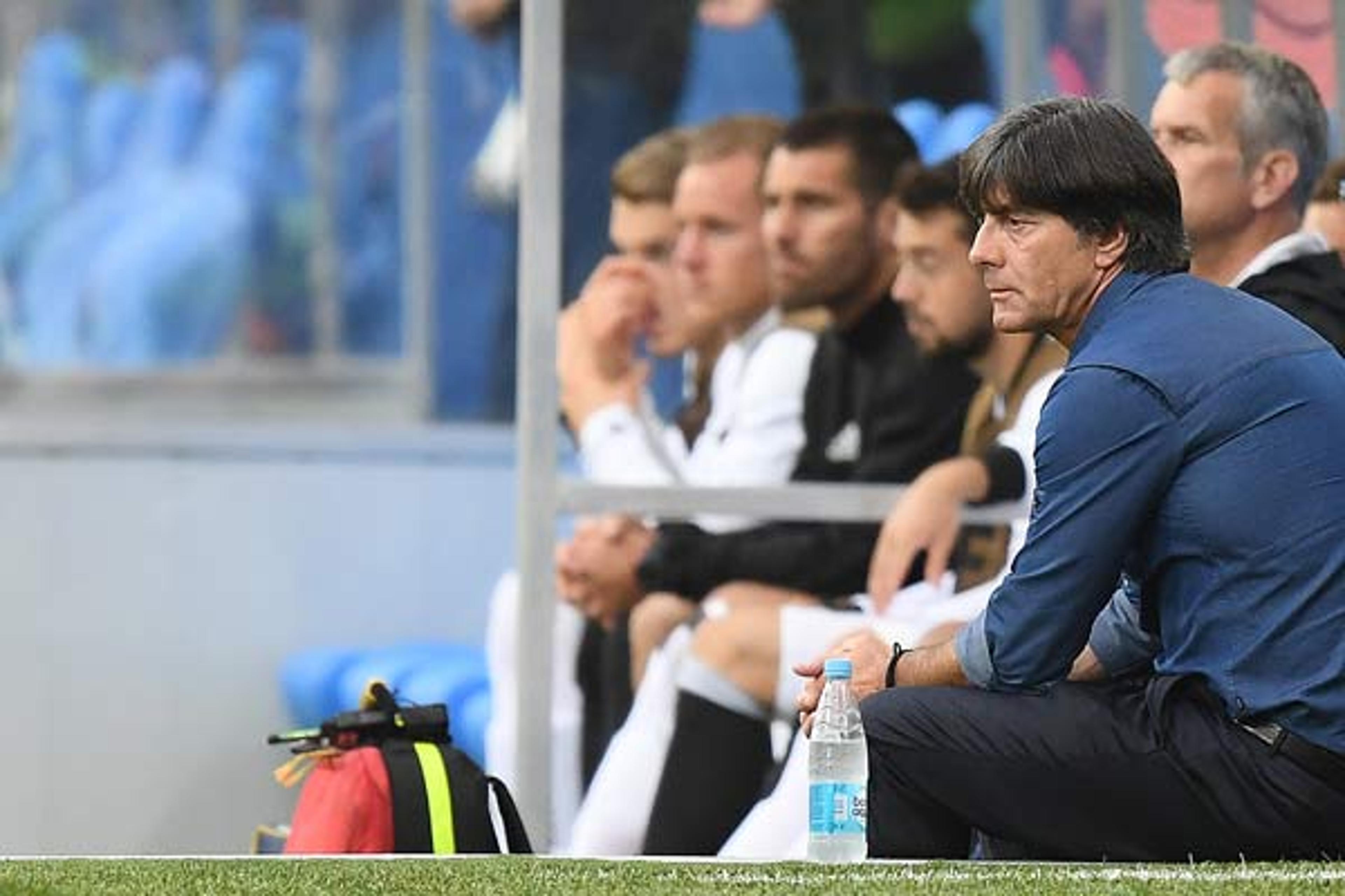 Após vitória na estreia, Löw analisa equipe e diz: ‘Estou satisfeito’