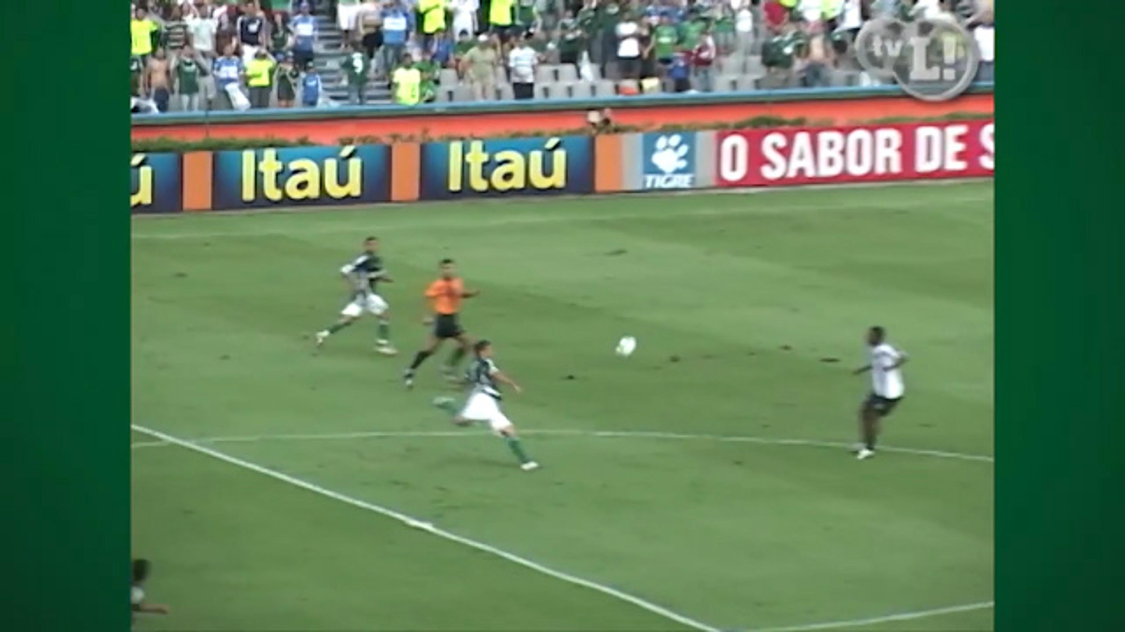 Sentiu saudades, torcedor? Relembre golaço de Diego Souza pelo Palmeiras em 2009