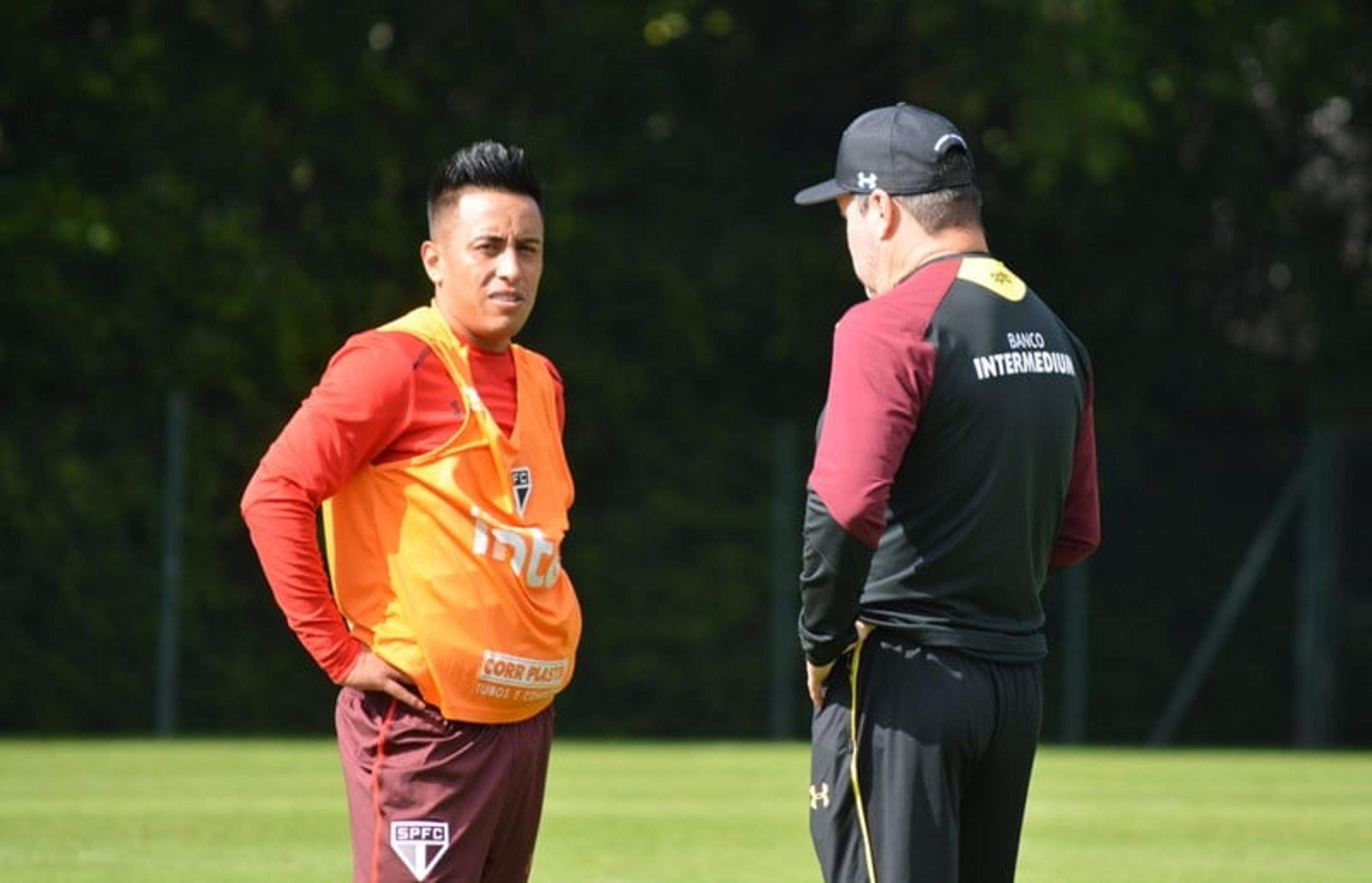 Problema a ser resolvido, Cueva não quis viajar a Santos no domingo