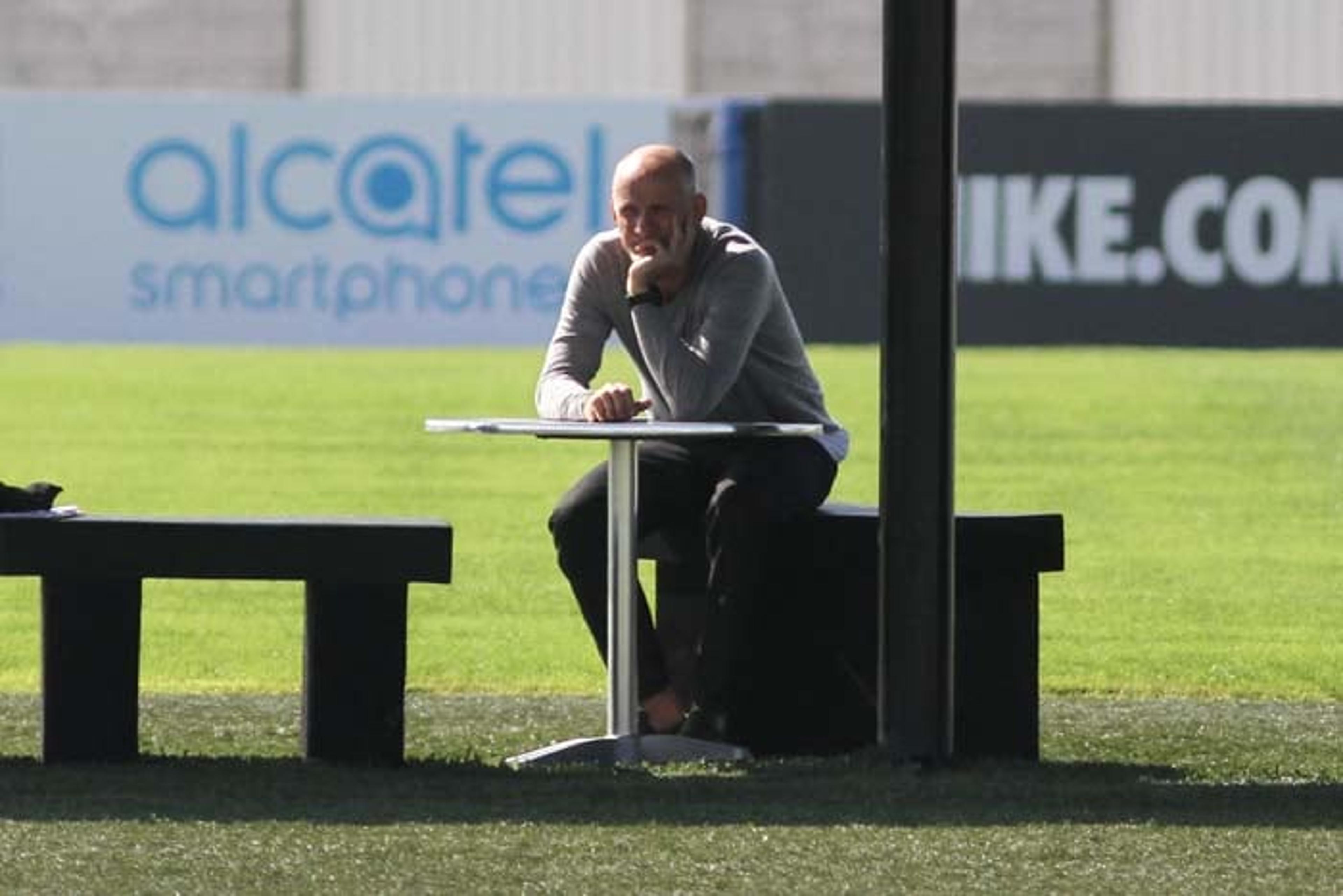 Cássio na Seleção? Taffarel observa goleiro em treino do Corinthians