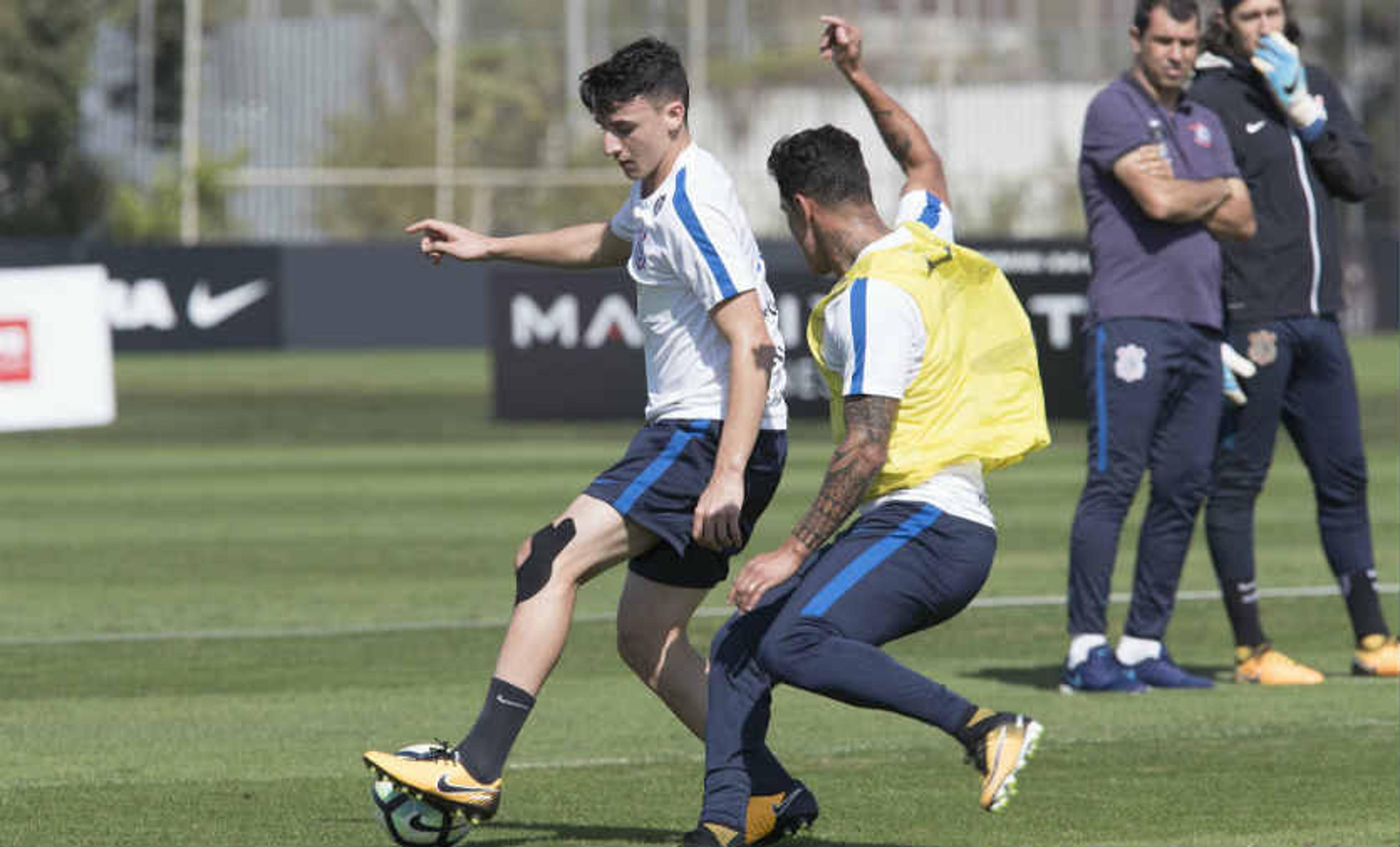 Outra vez opção, capitão da Copinha celebra volta após lesão no Timão