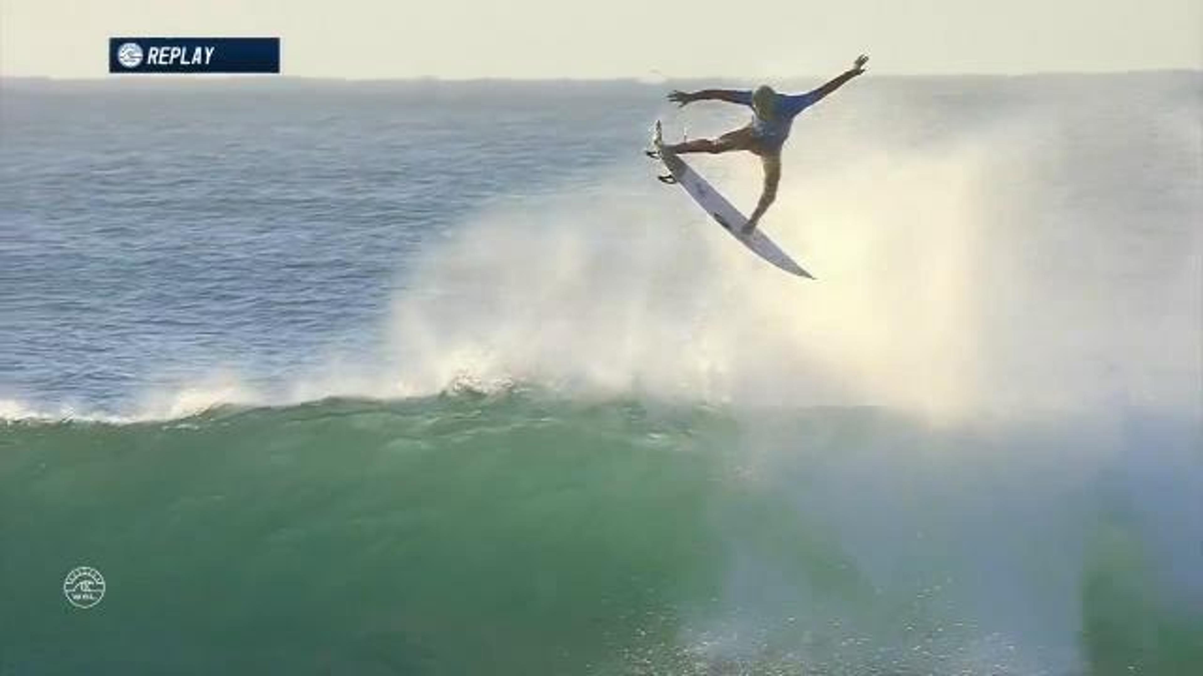 Veja as melhores ondas do campeão Filipe Toledo na etapa de J-Bay