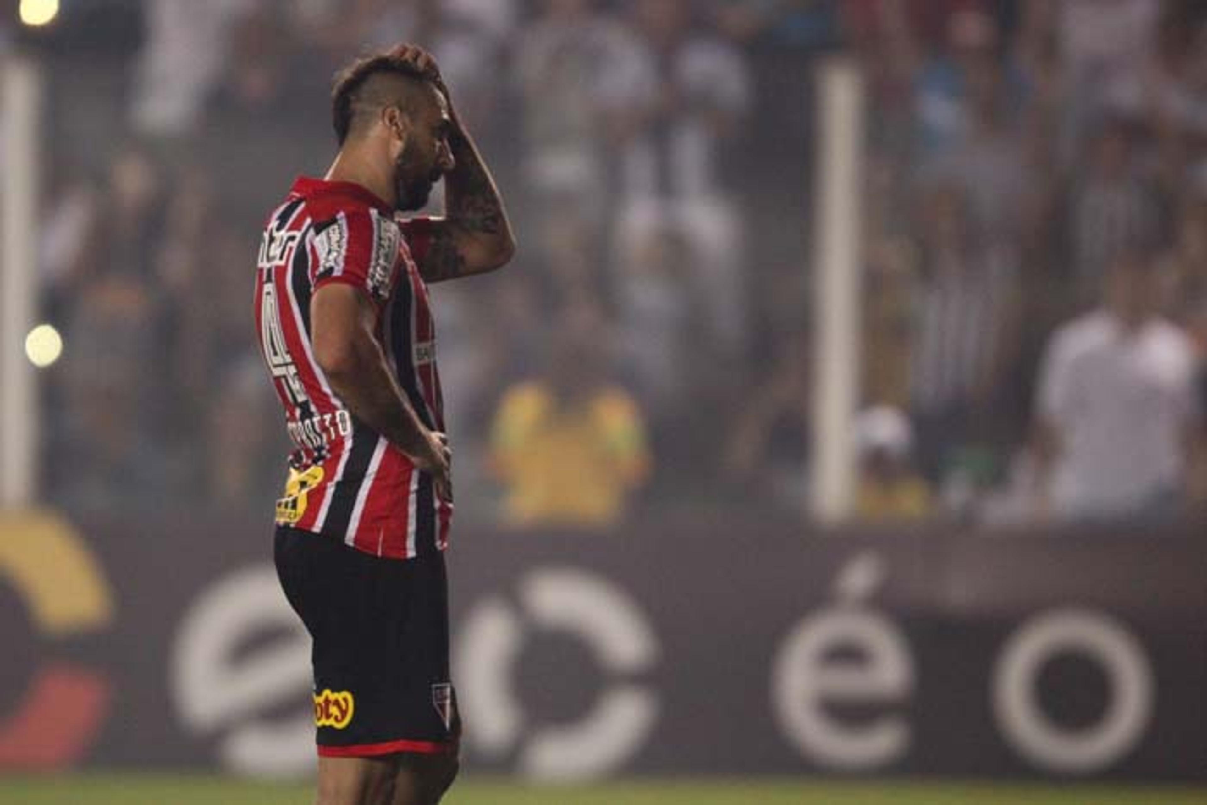 Após frustração, Pratto se preocupa e traça metas urgentes no São Paulo