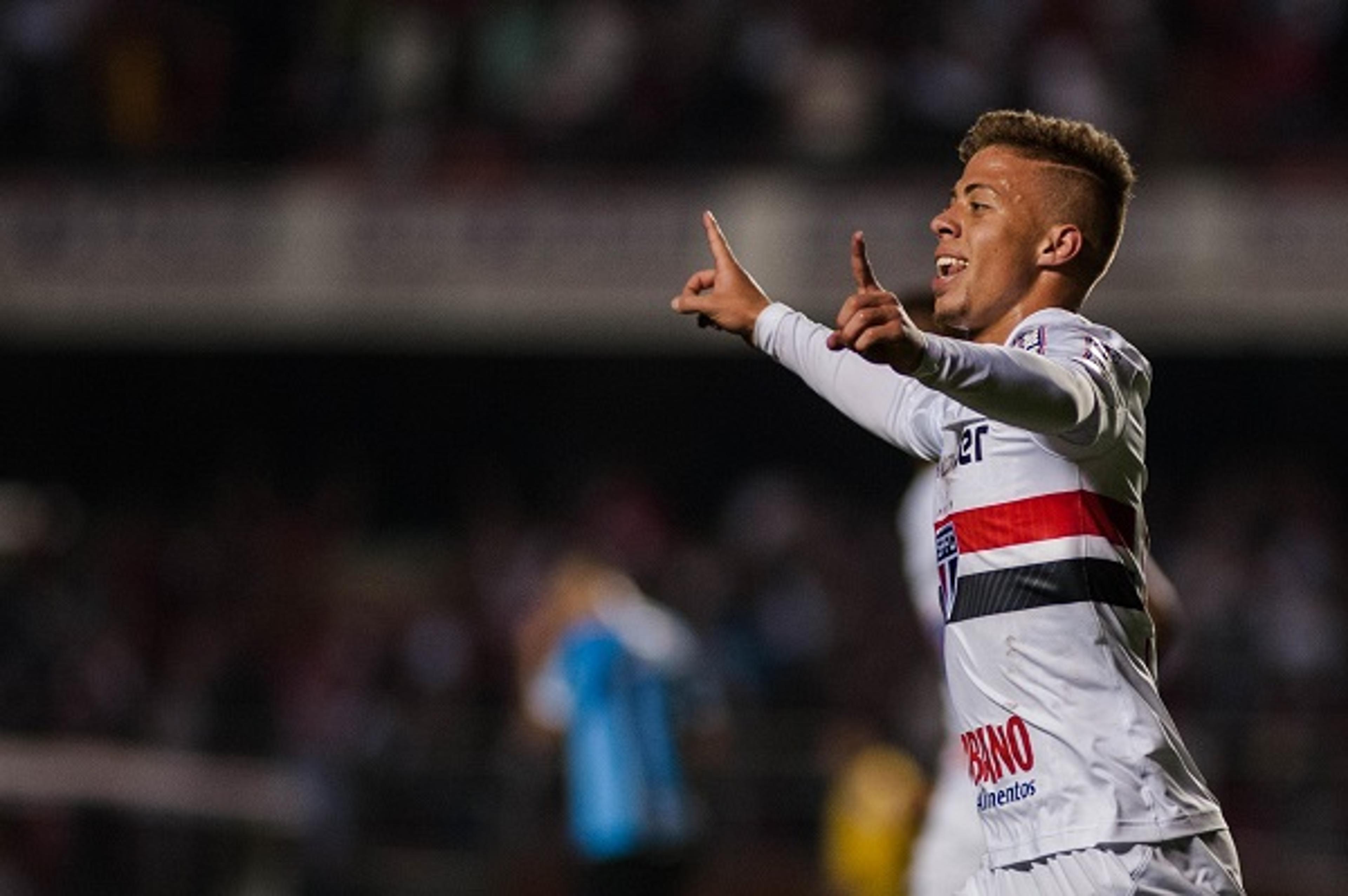 Herói contra o Grêmio, Lucas sofre lesão e vira desfalque no São Paulo