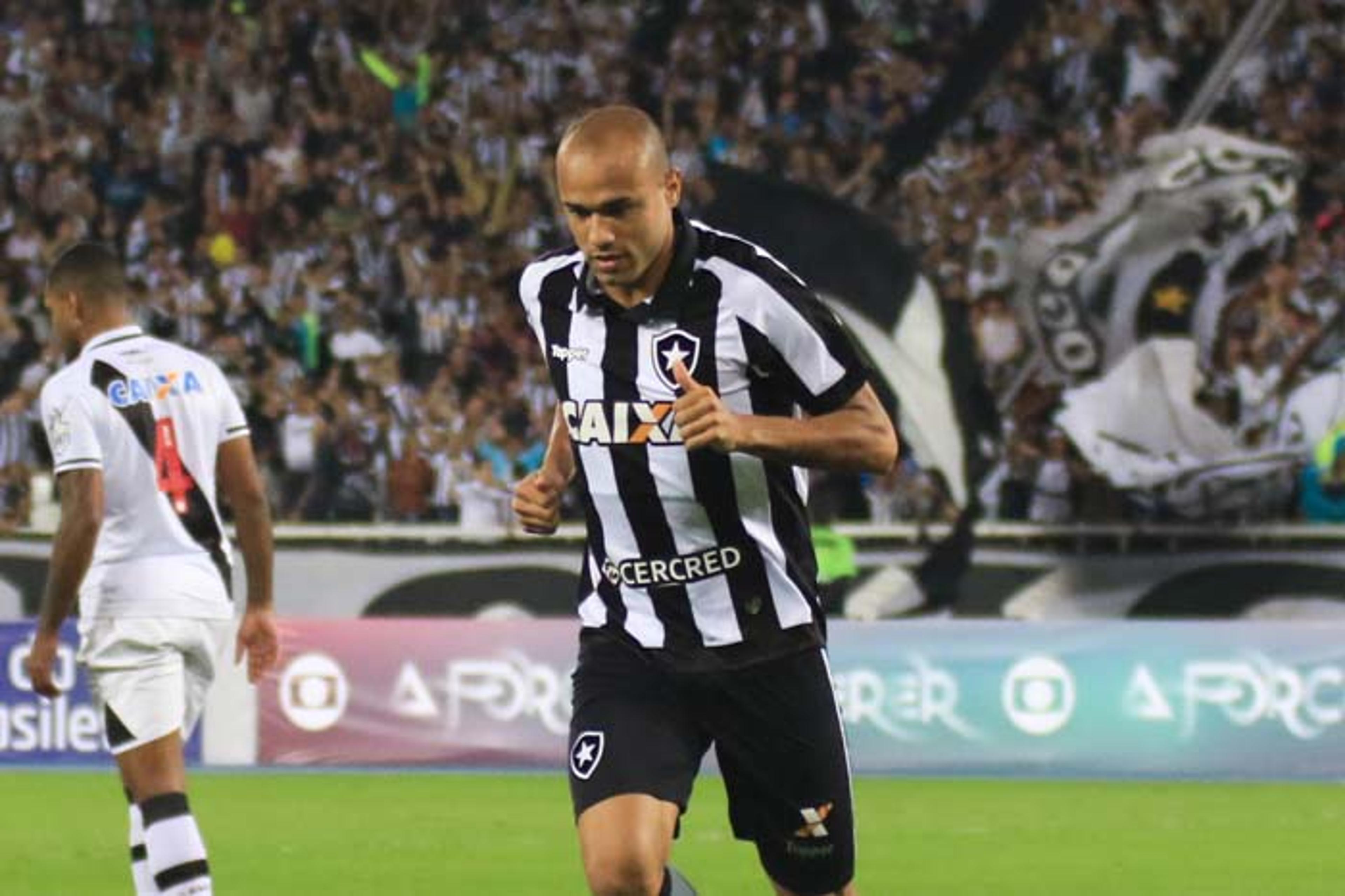 Roger, do Botafogo, é o Jogador TIM 4G da rodada