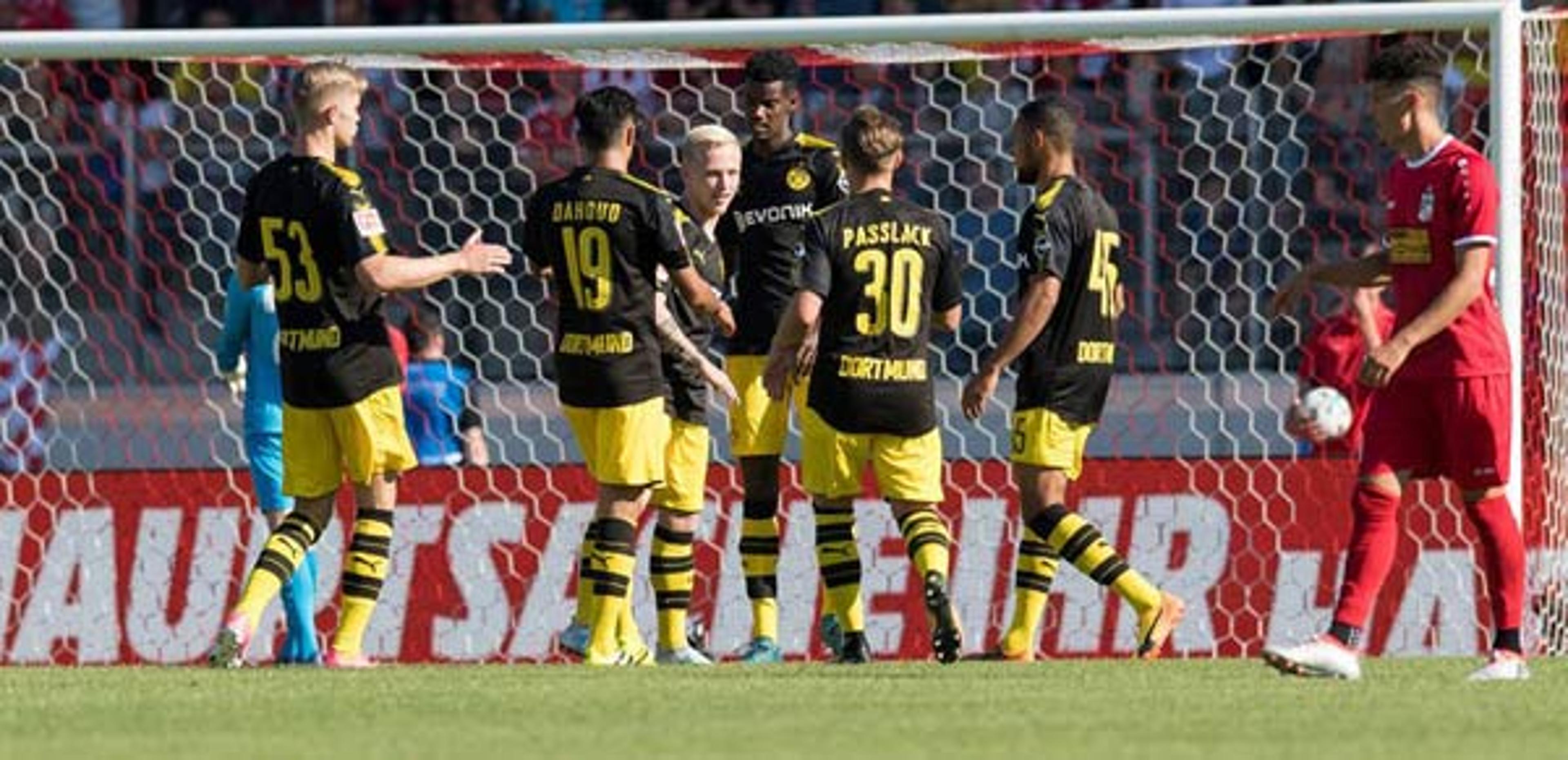 Borussia Dortmund vence amistoso com quatro gols do atacante Isak