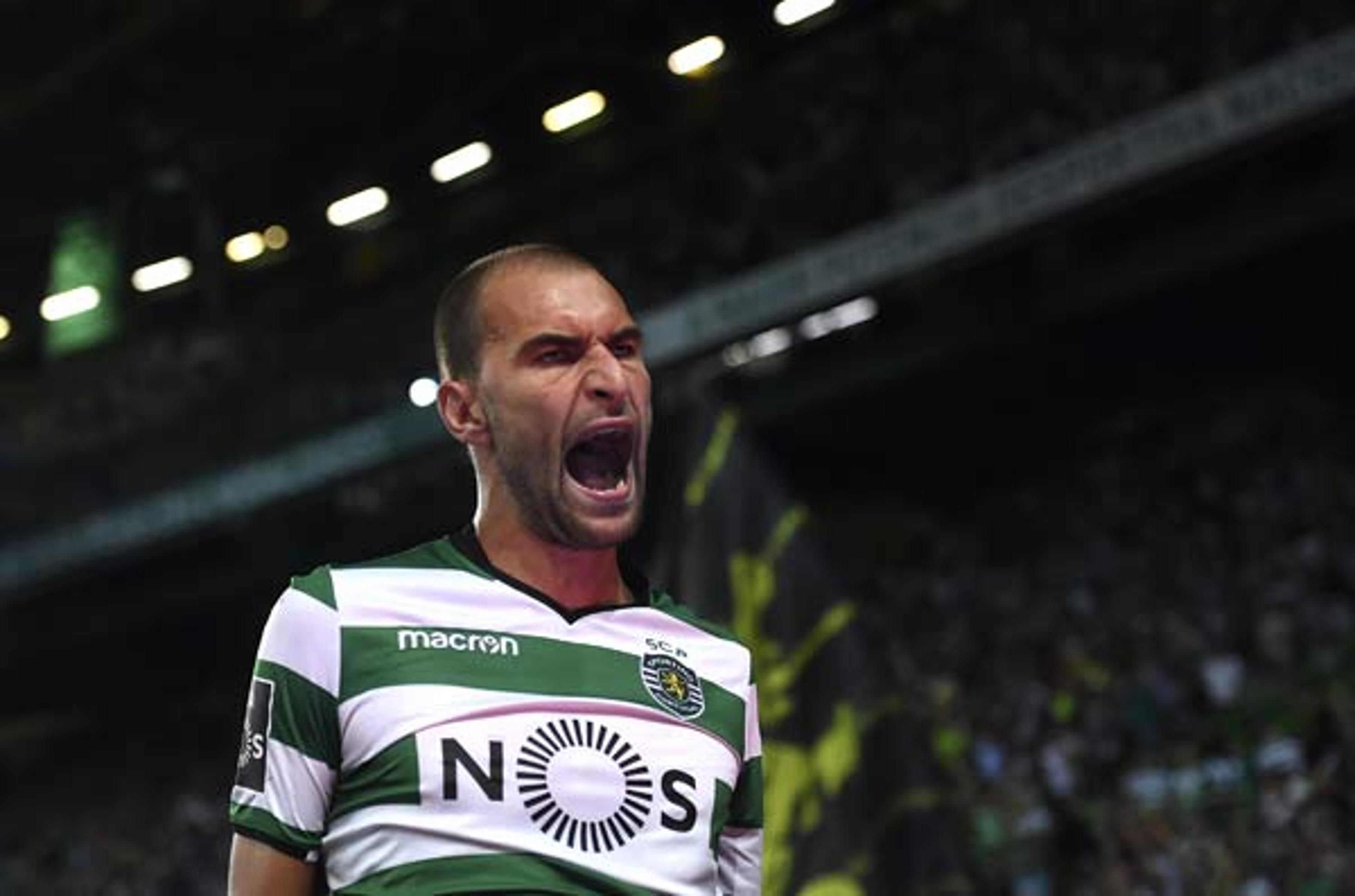 Bas Dost marca, Sporting vence e vai dormir na liderança do Português