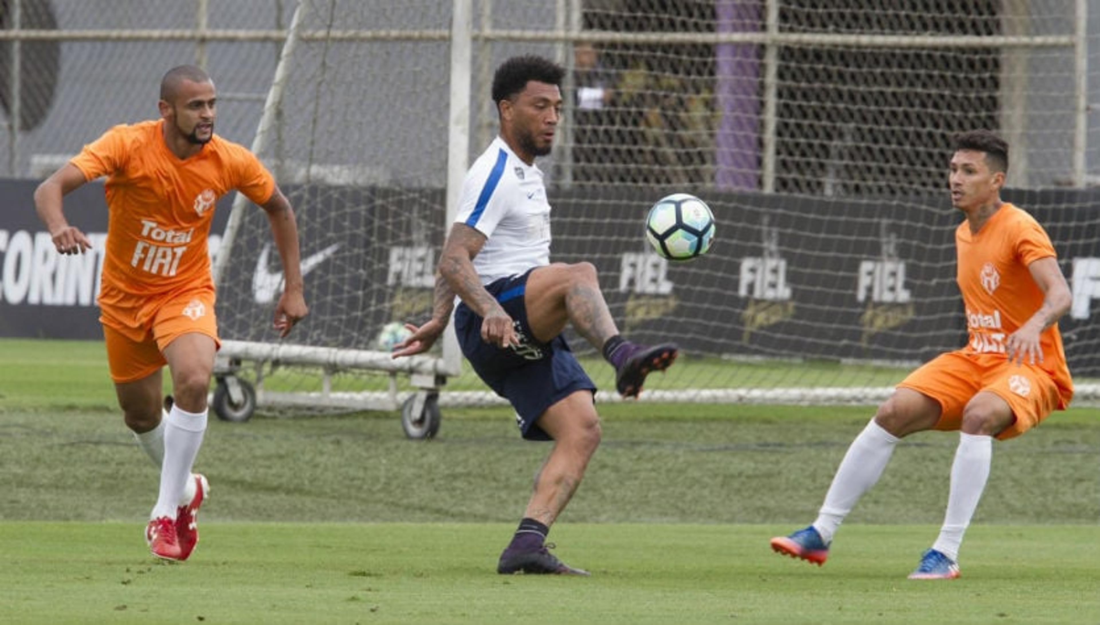 Kazim perde chances, e reservas do Corinthians empatam em jogo-treino