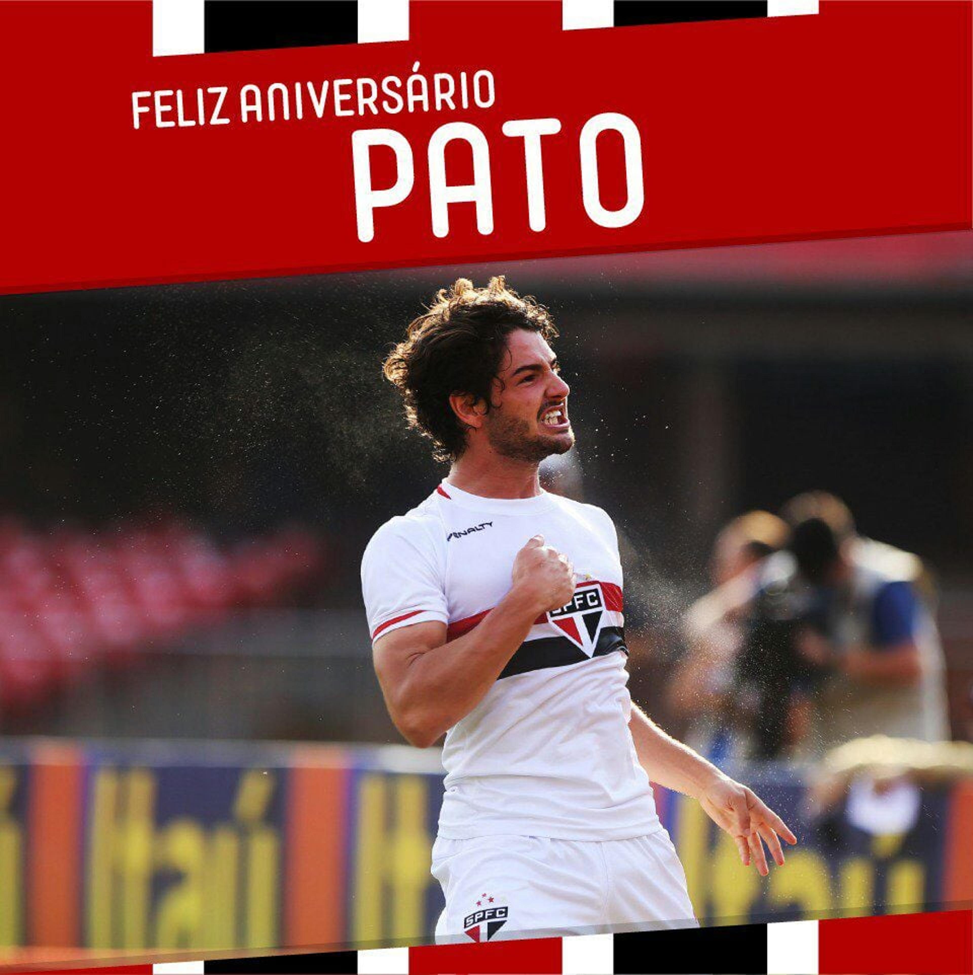 São Paulo parabeniza Alexandre Pato e torcedores pedem volta do atacante