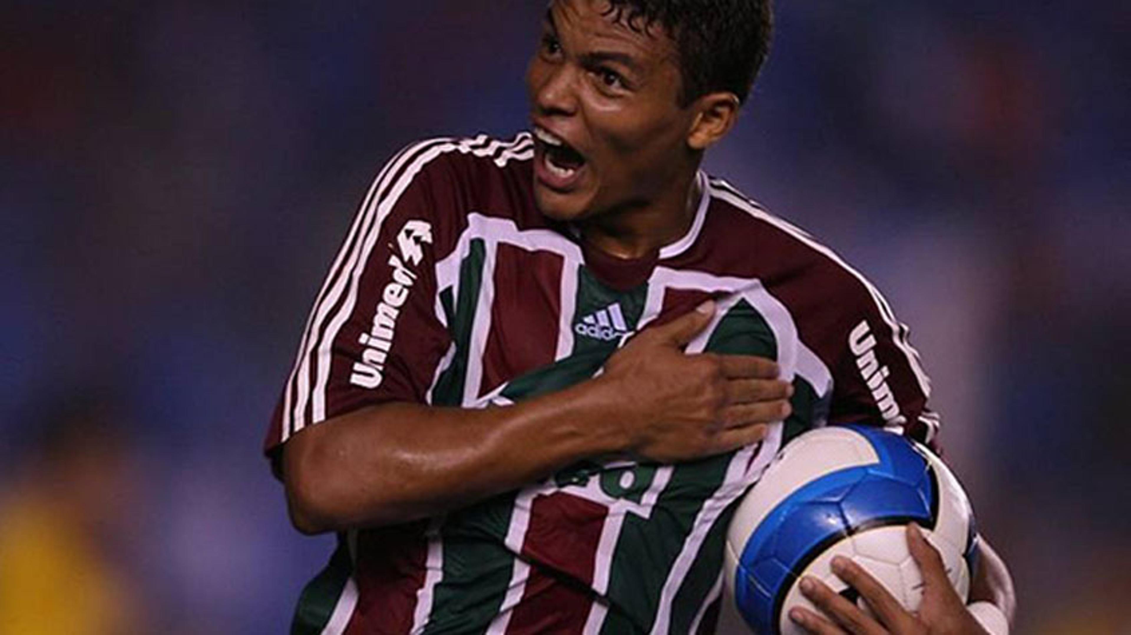 TIM 4G: Thiago Silva, o Monstro das Laranjeiras