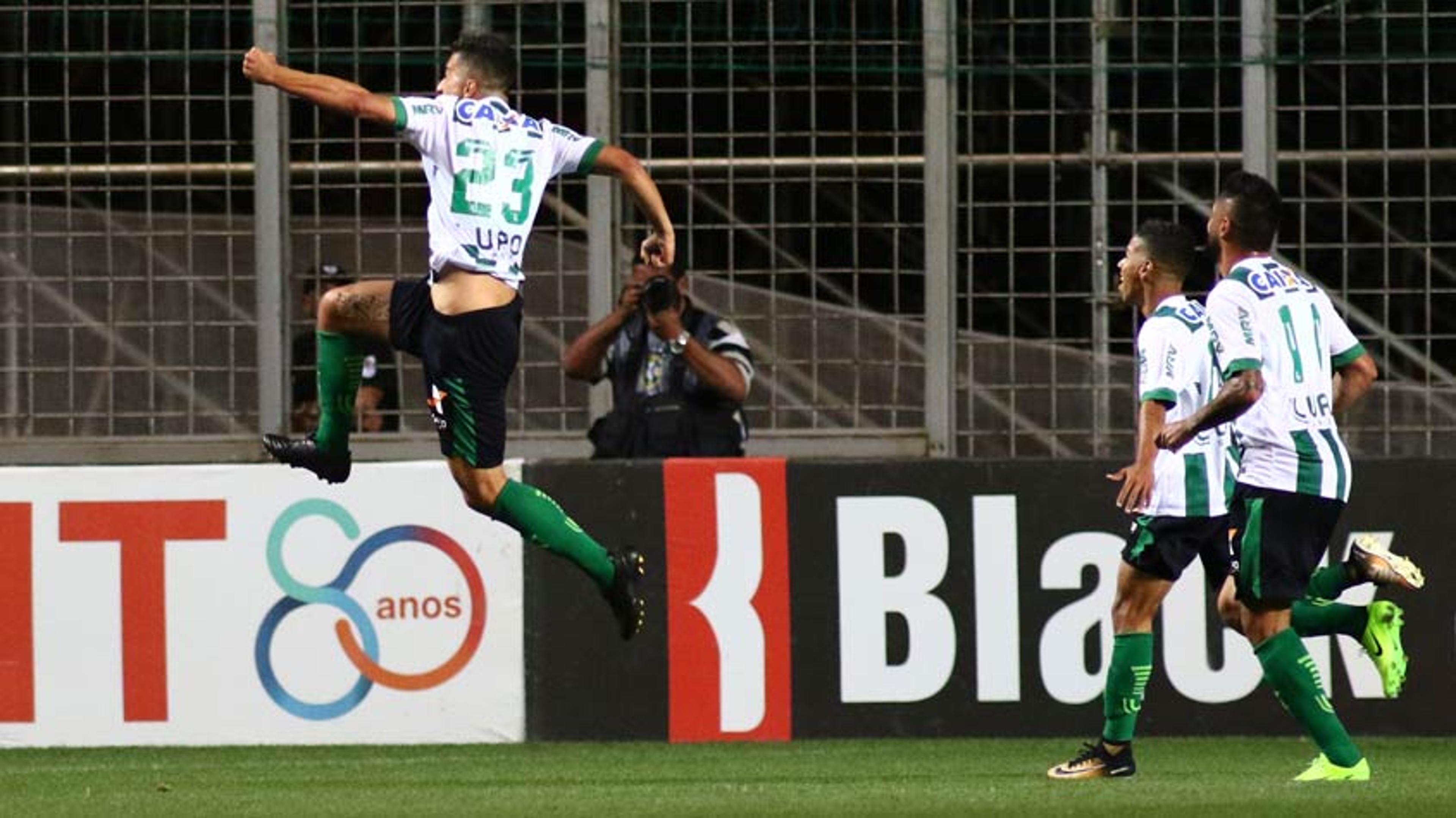 América-MG vence o Vila Nova e dorme na liderança da Série B