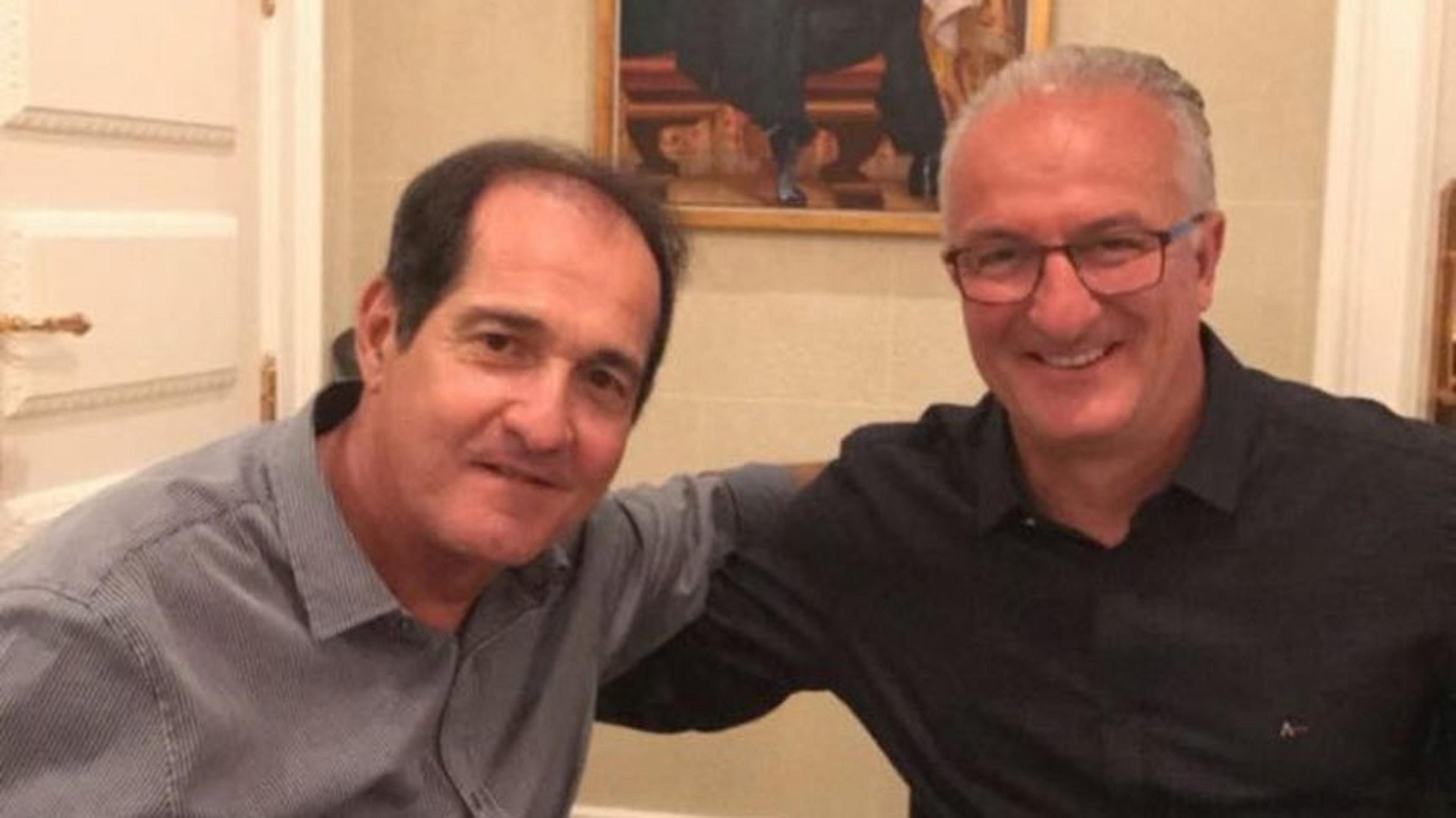 Após reunião, Muricy posta foto com Dorival Júnior em pizzaria