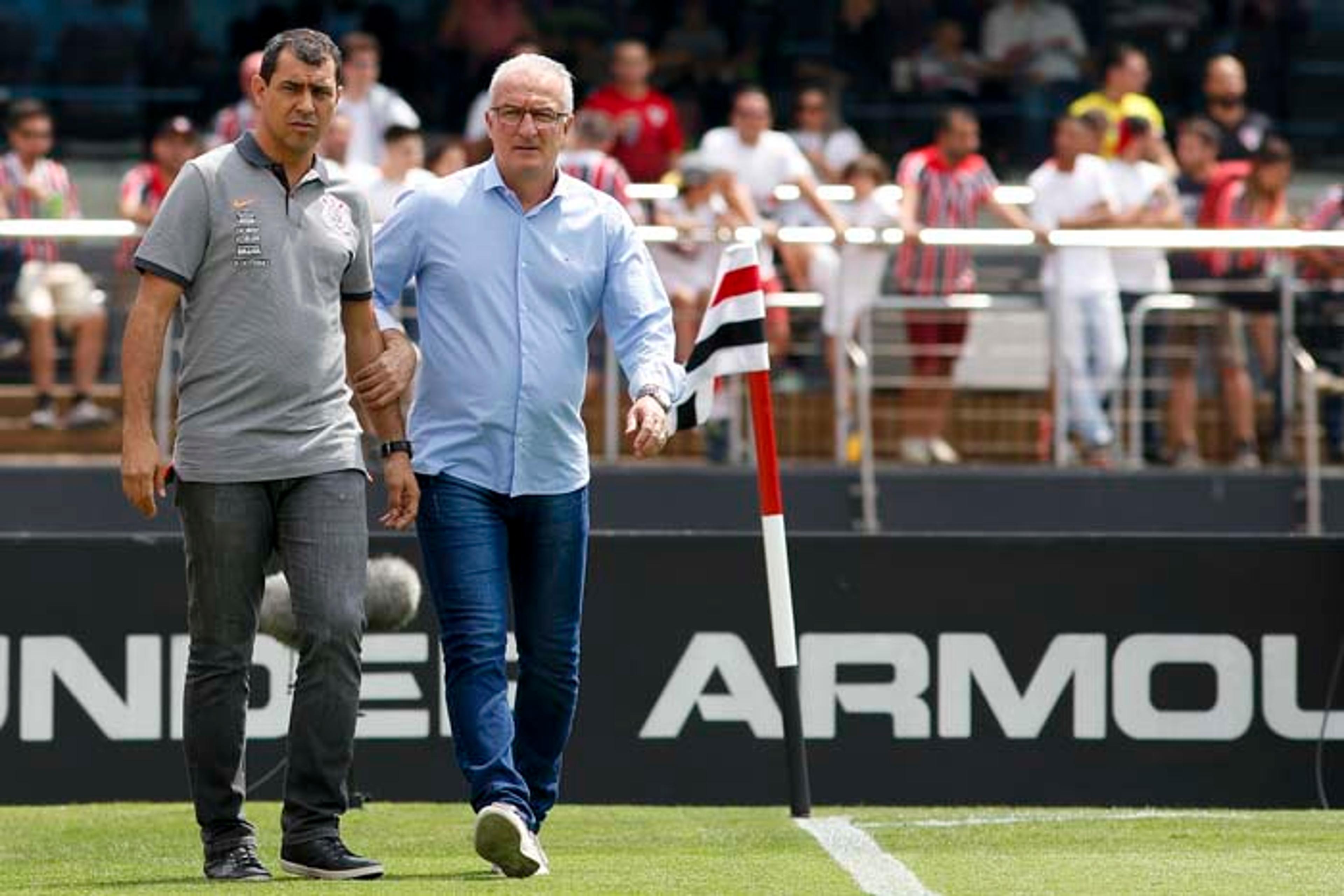 Dorival diz que árbitro atrapalhou jogo ‘quase perfeito’ do São Paulo