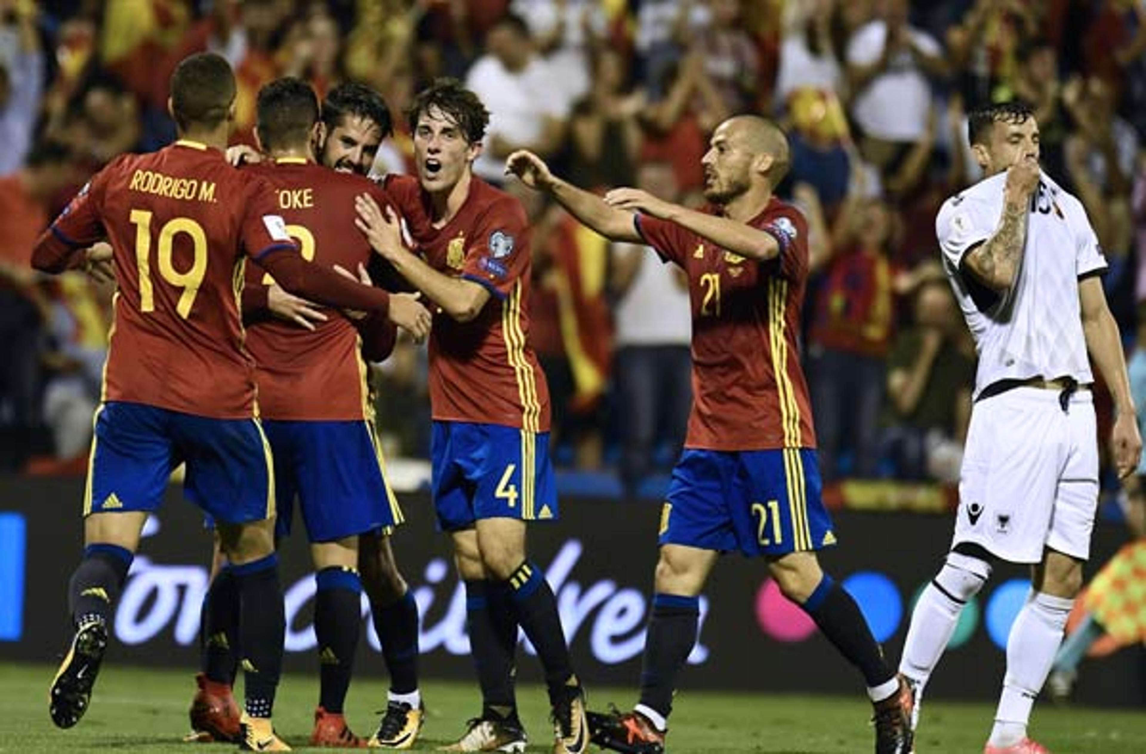 Espanha conta com tropeço da Itália e se garante na Copa do Mundo