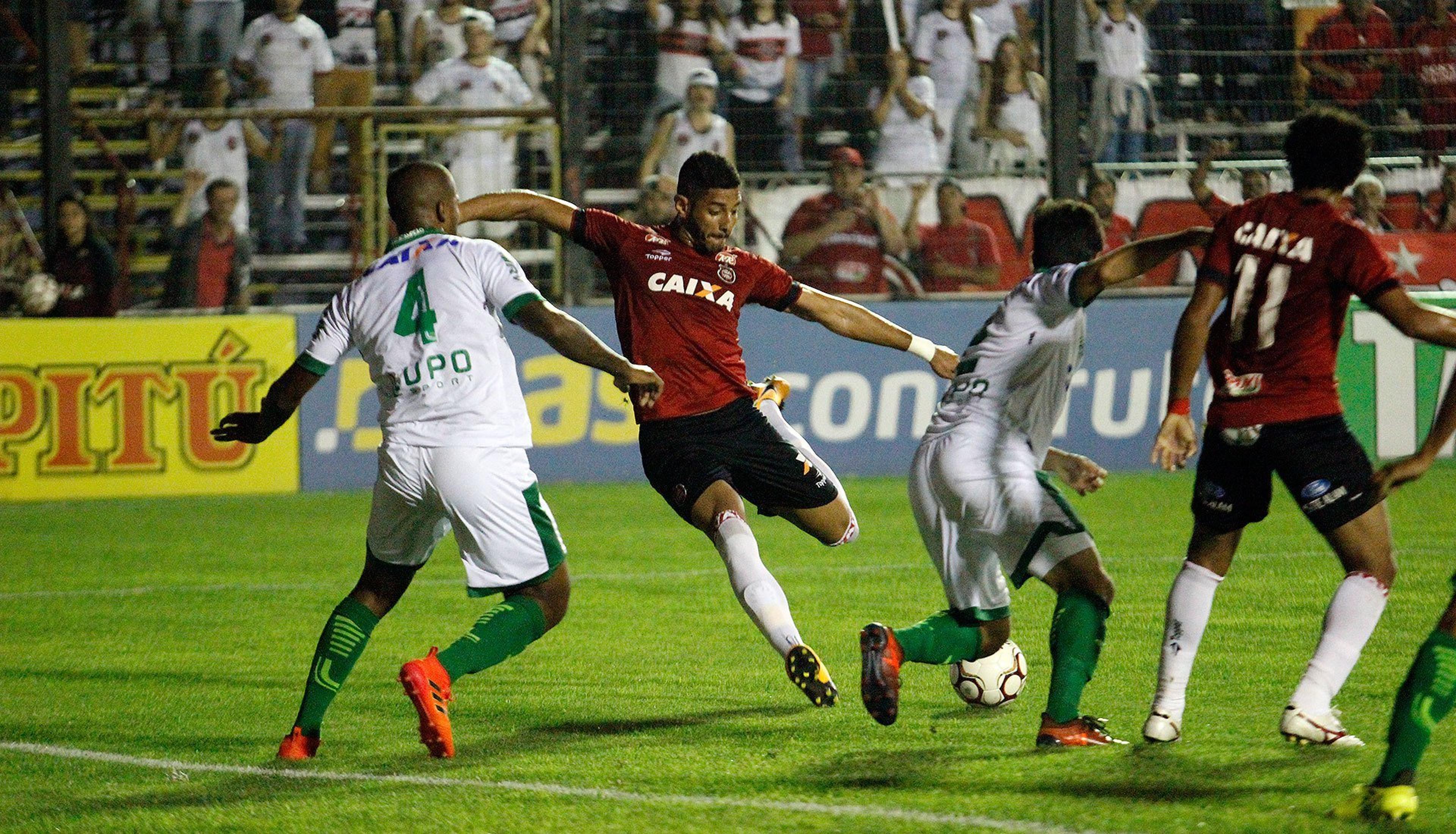 Empate em casa liga sinal de alerta no Brasil de Pelotas