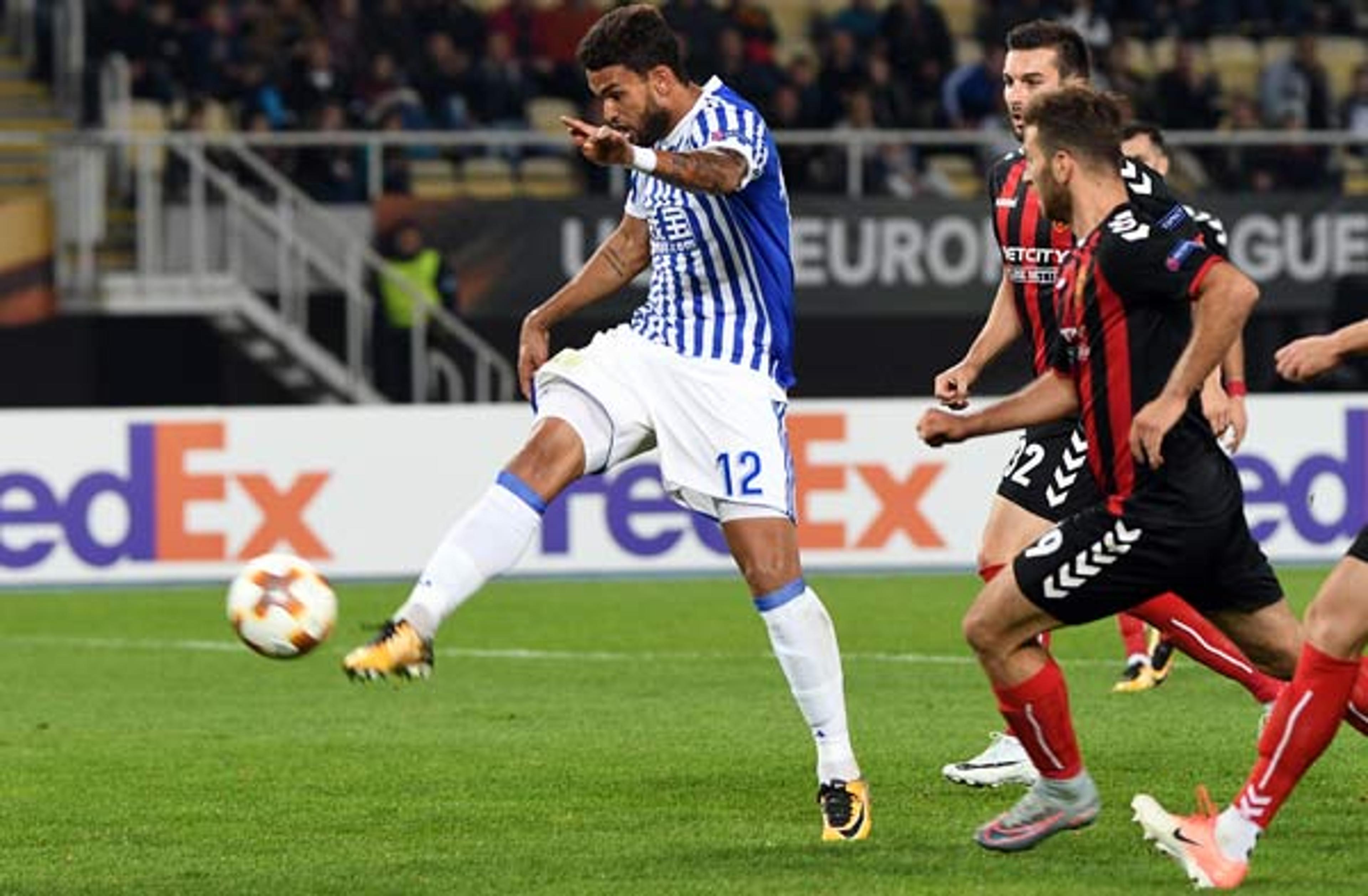 Willian José atinge marca na Liga Europa: ‘Feliz pelos quatro gols’