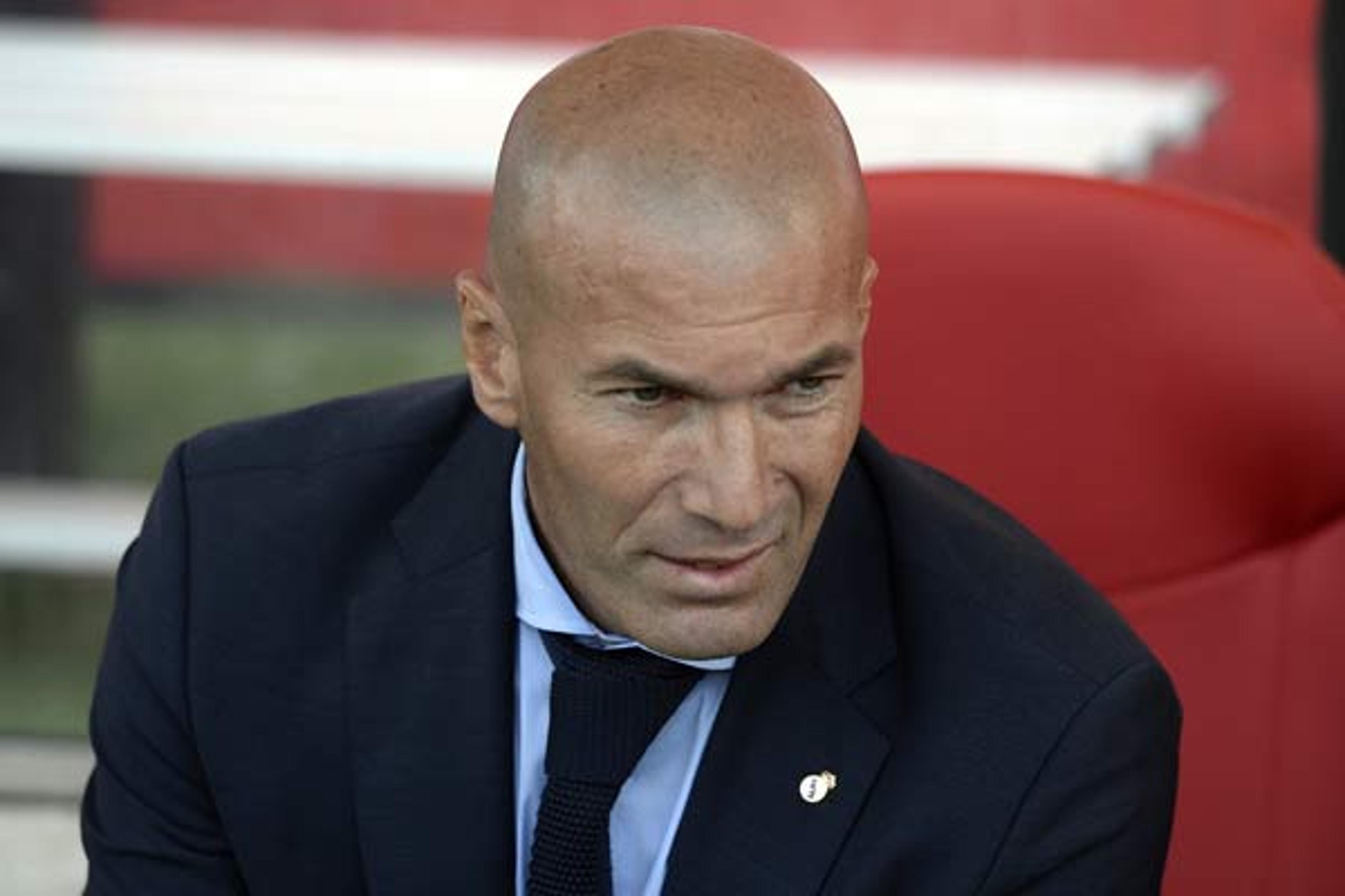 Zidane lamenta derrota, mas elogia esforço dos jogadores do Real