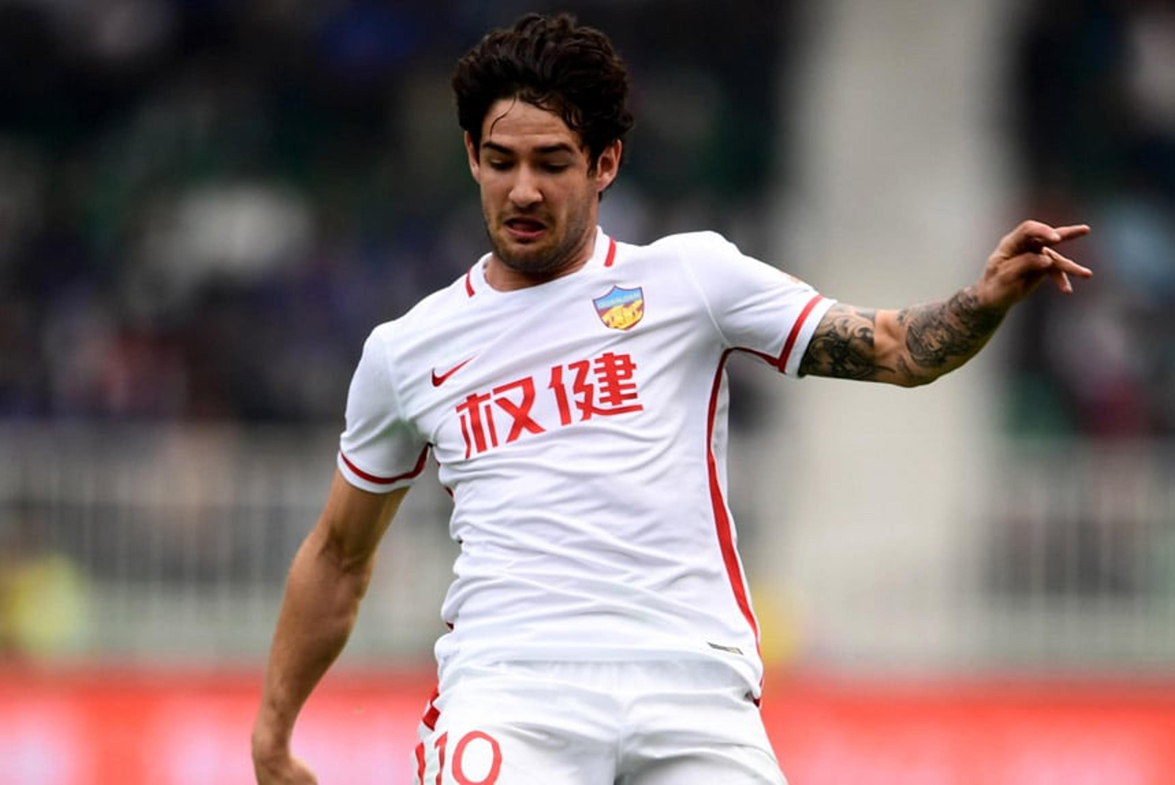 Alexandre Pato é o jogador mais influente do futebol chinês