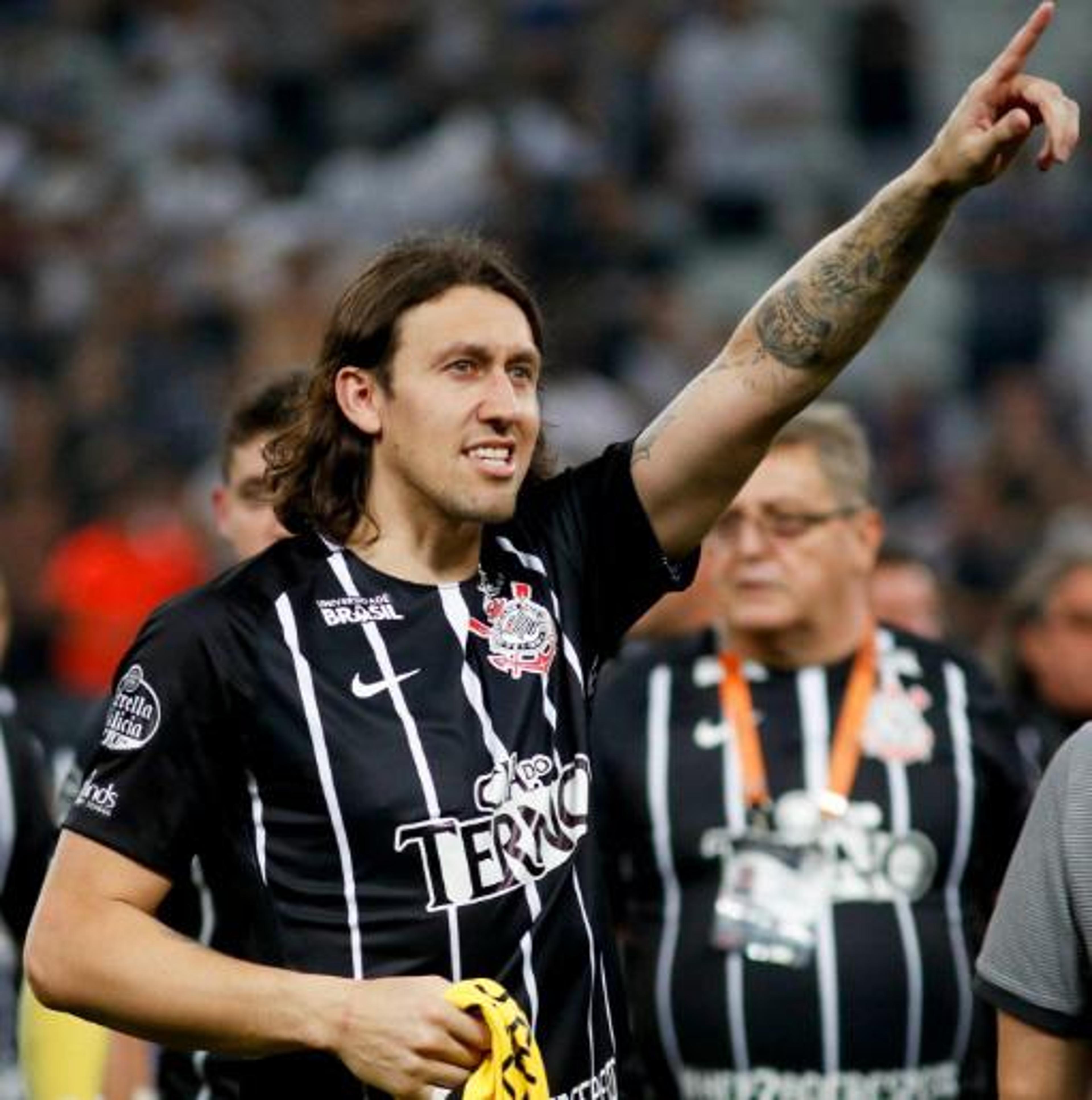 Escolhido por Carille, Cássio será o primeiro goleiro a levantar taça do Brasileiro pelo Corinthians