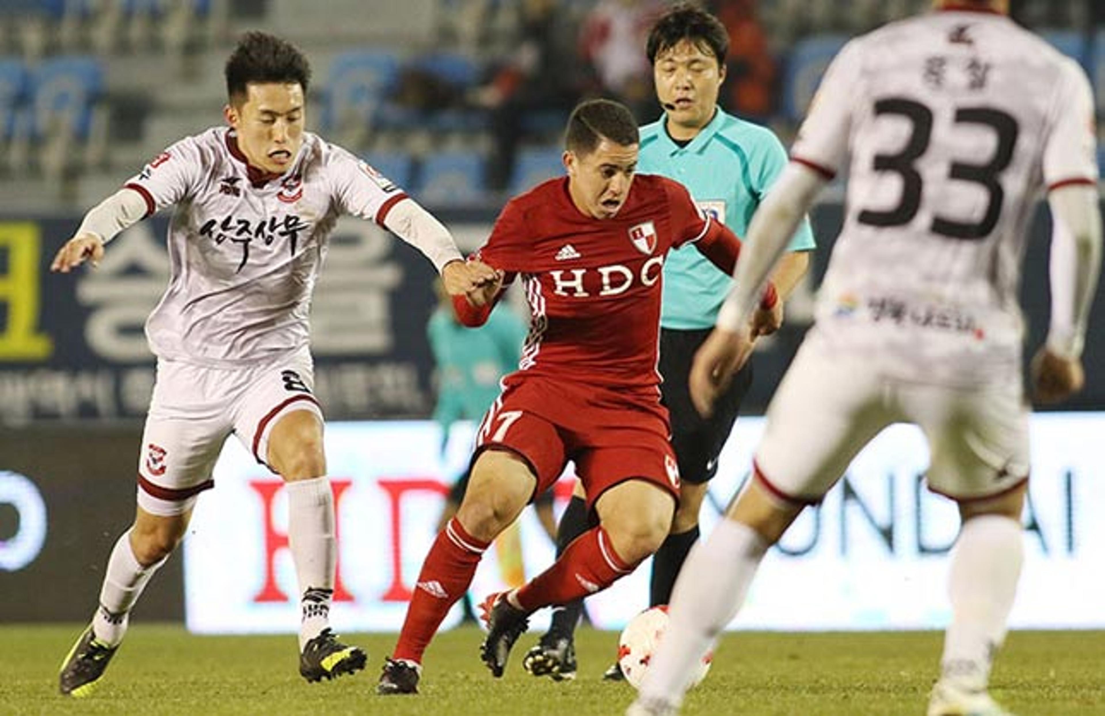 Rômulo pode ganhar Copa da Coreia e fazer história no Busan I Park