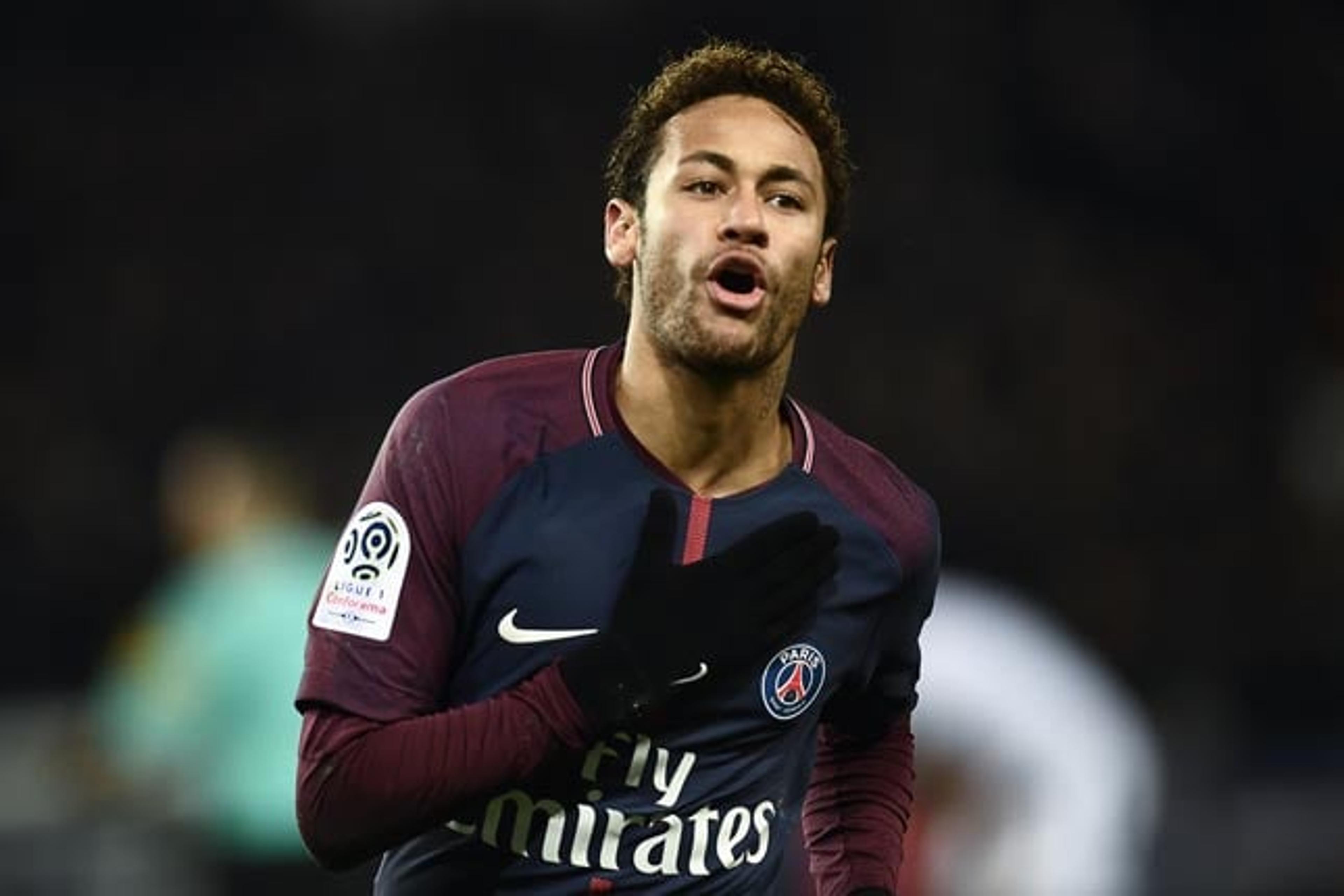 Emery responde Pérez e quer ver Neymar melhor do mundo no PSG