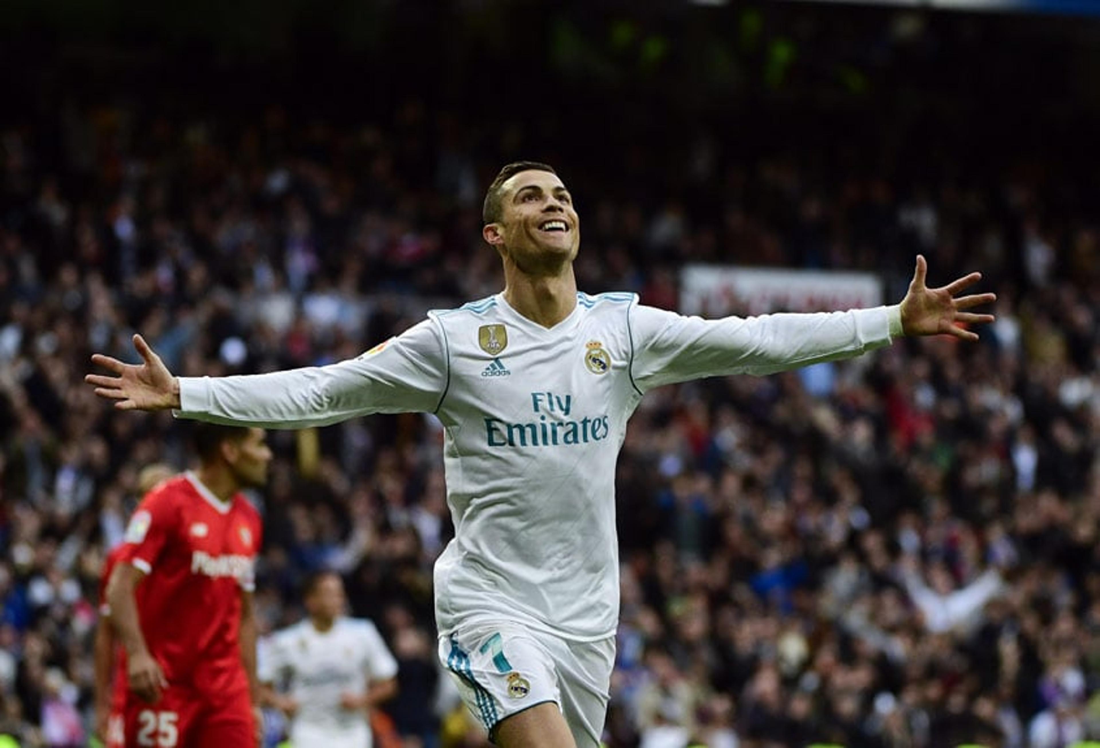 Ninguém para o gajo! CR7 leva prêmio do ano da “World Soccer”