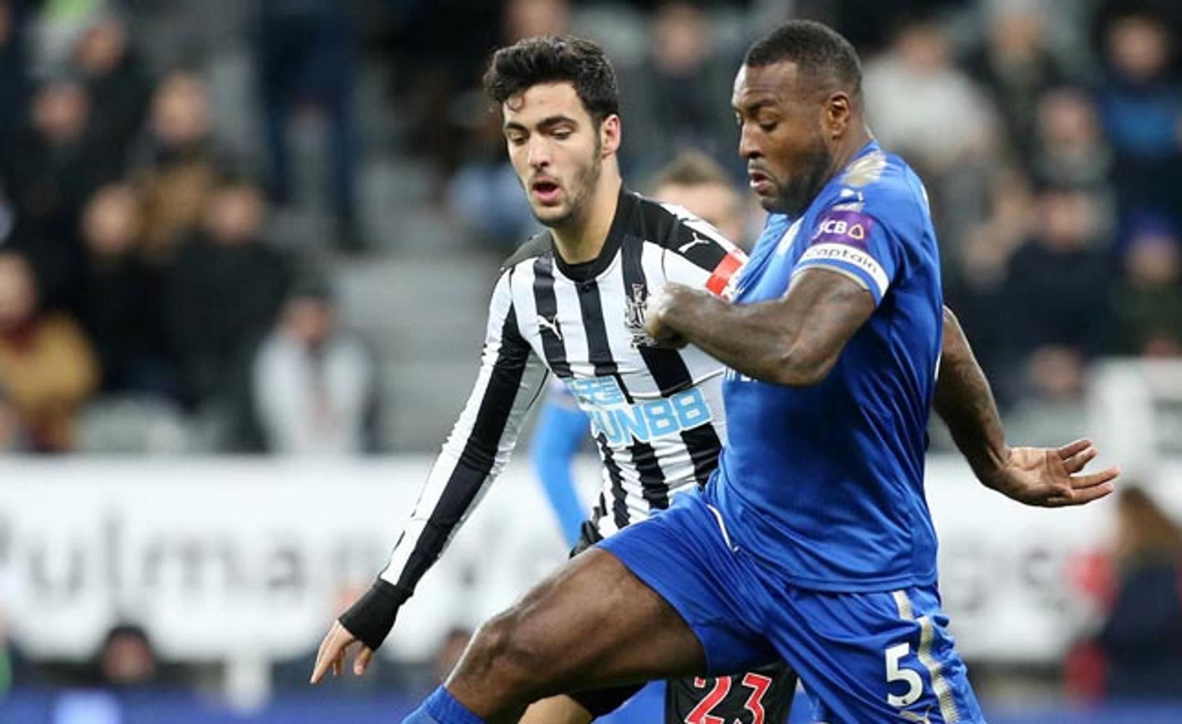 Leicester marca no fim e vence o Newcastle pelo Campeonato Inglês