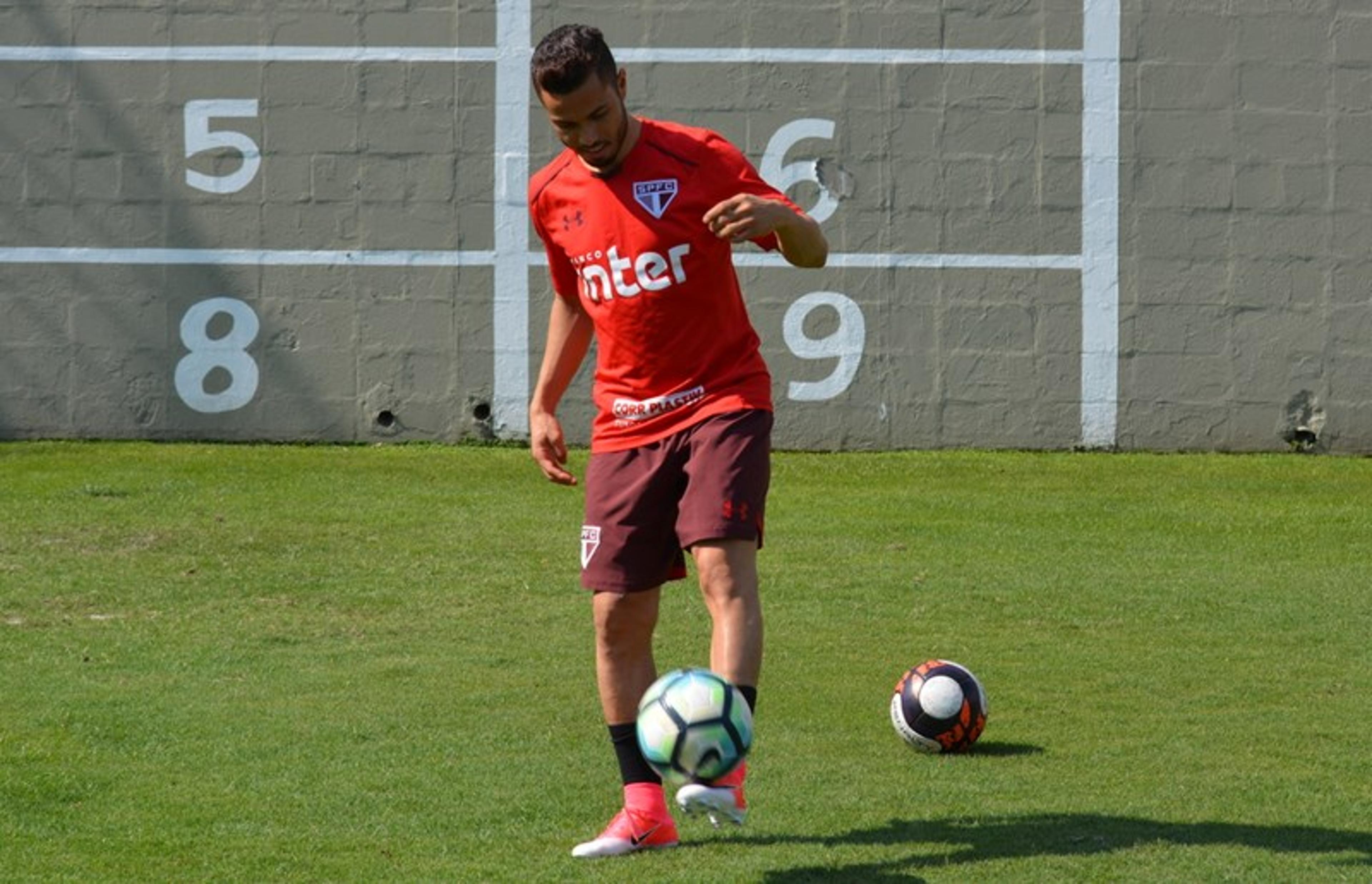 Carrinho e jogo no Morumbi: Morato traça metas no São Paulo para 2018