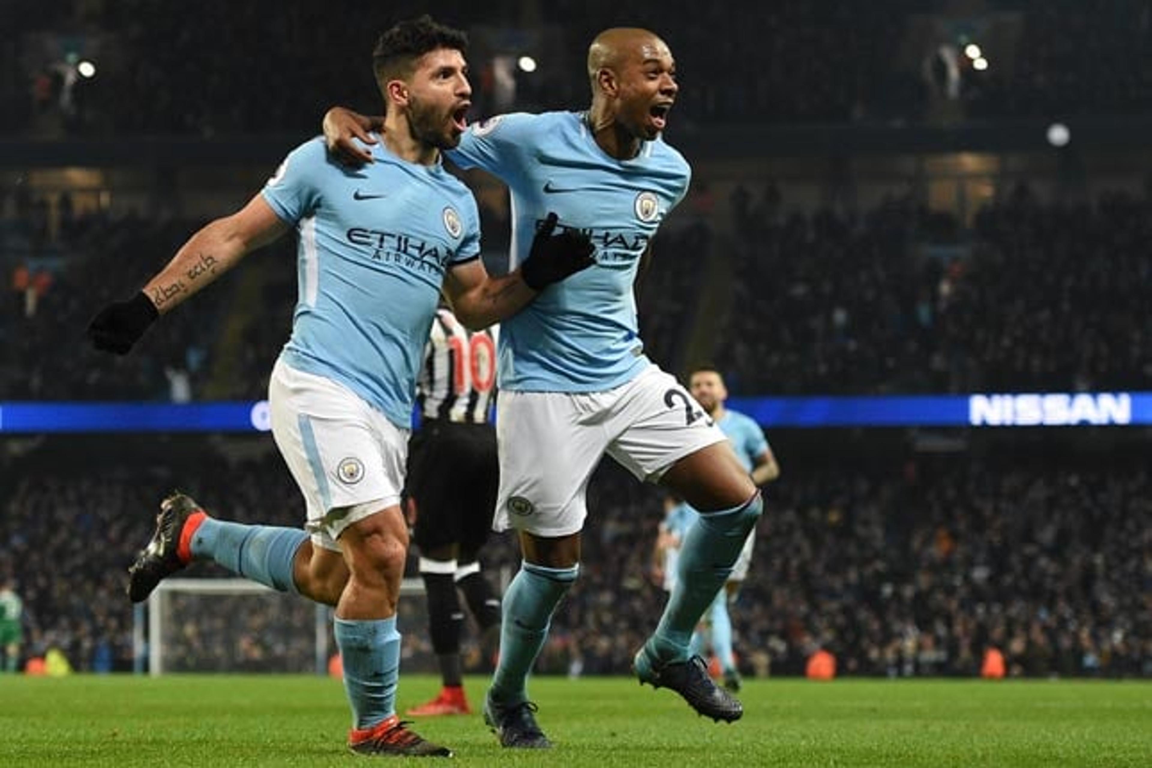 Agüero faz hat-trick e decreta vitória do Manchester City no Inglês