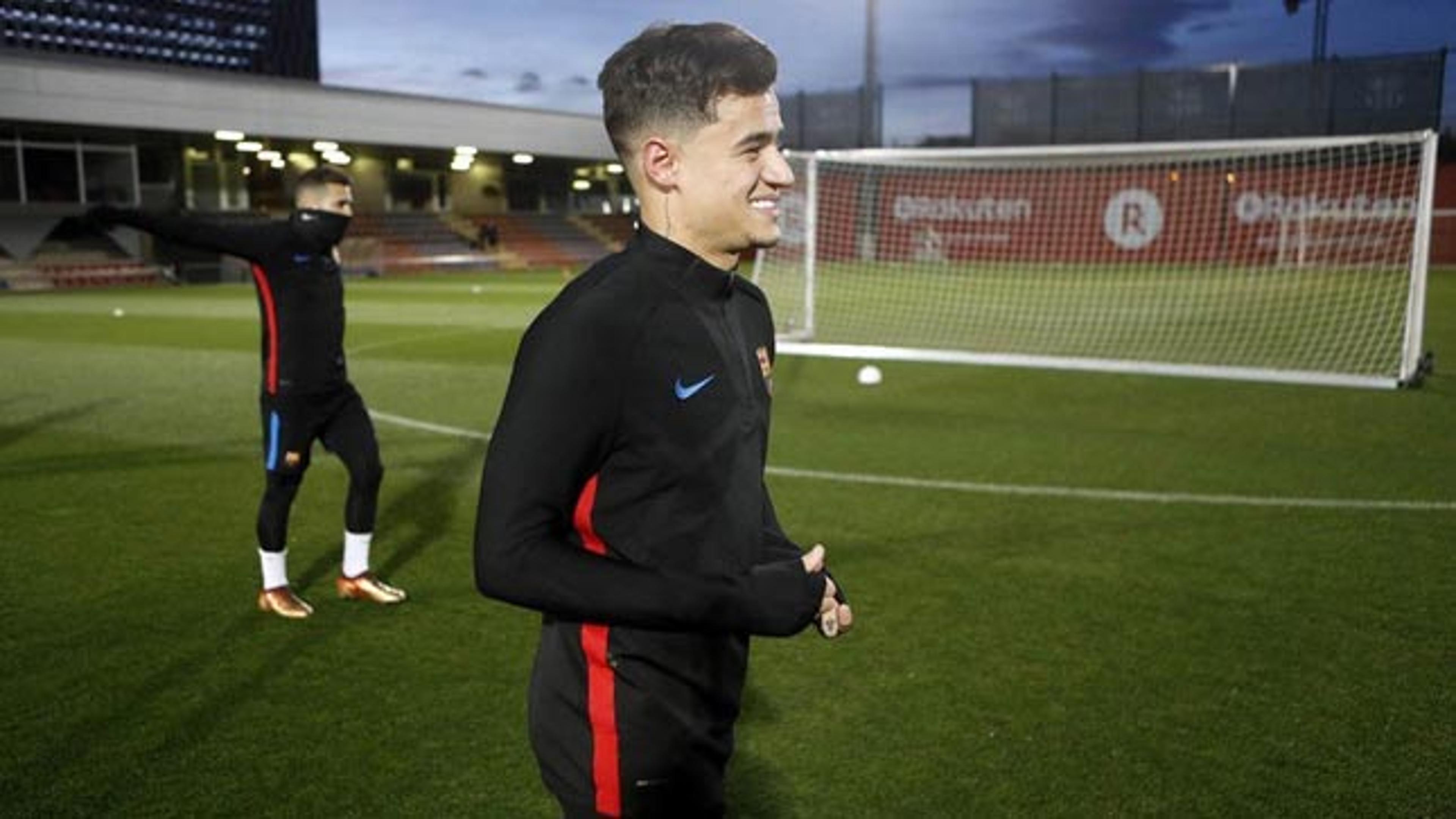 Coutinho e Mina são relacionados e podem estrear contra o Espanyol