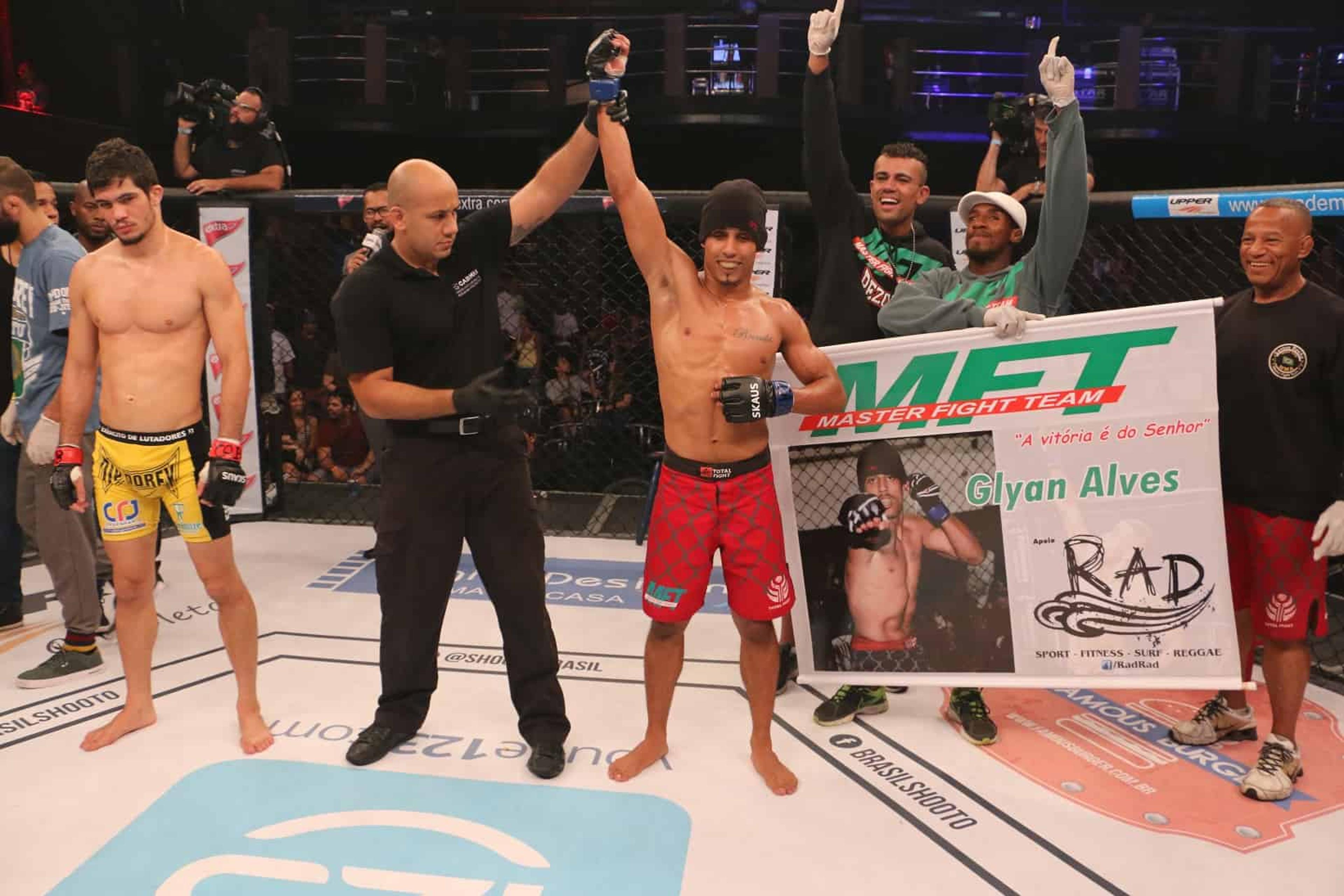 Shooto Brasil 80: Alves bate Luciano Benício em noite de finalizações