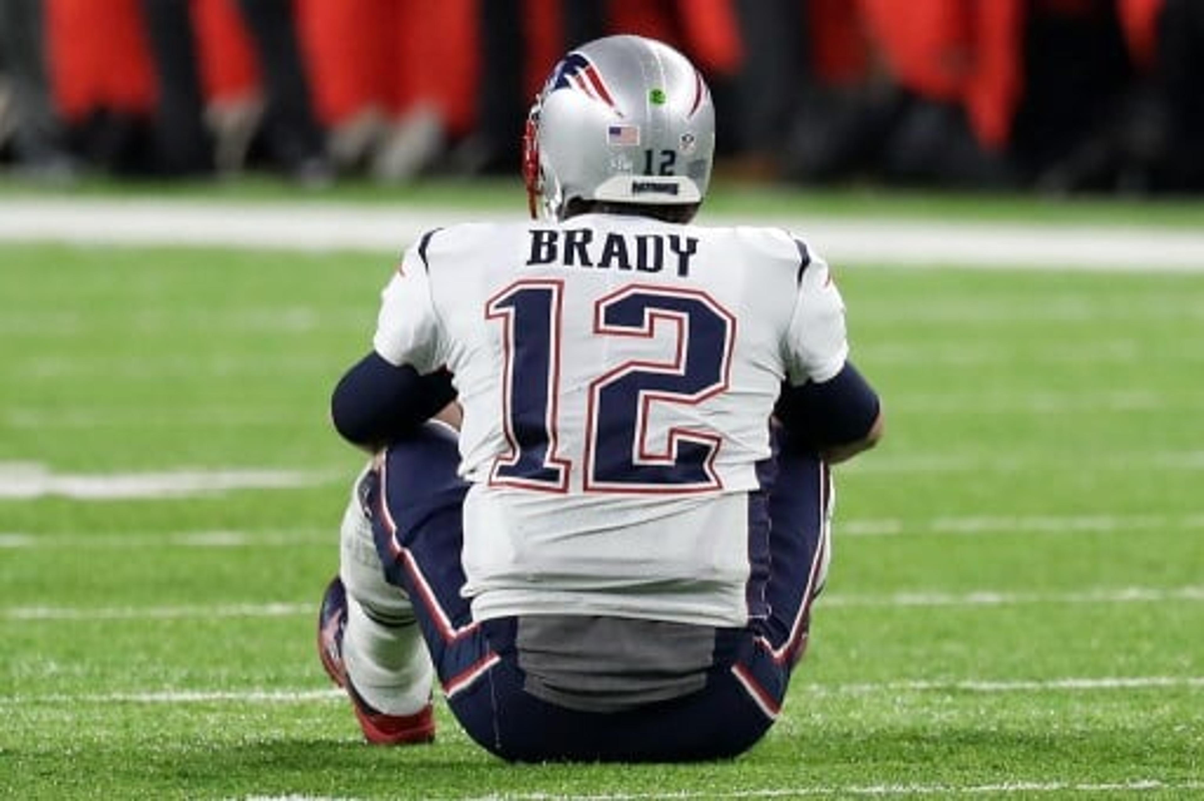 Apesar da derrota, Tom Brady tem noite de recordes no Super Bowl