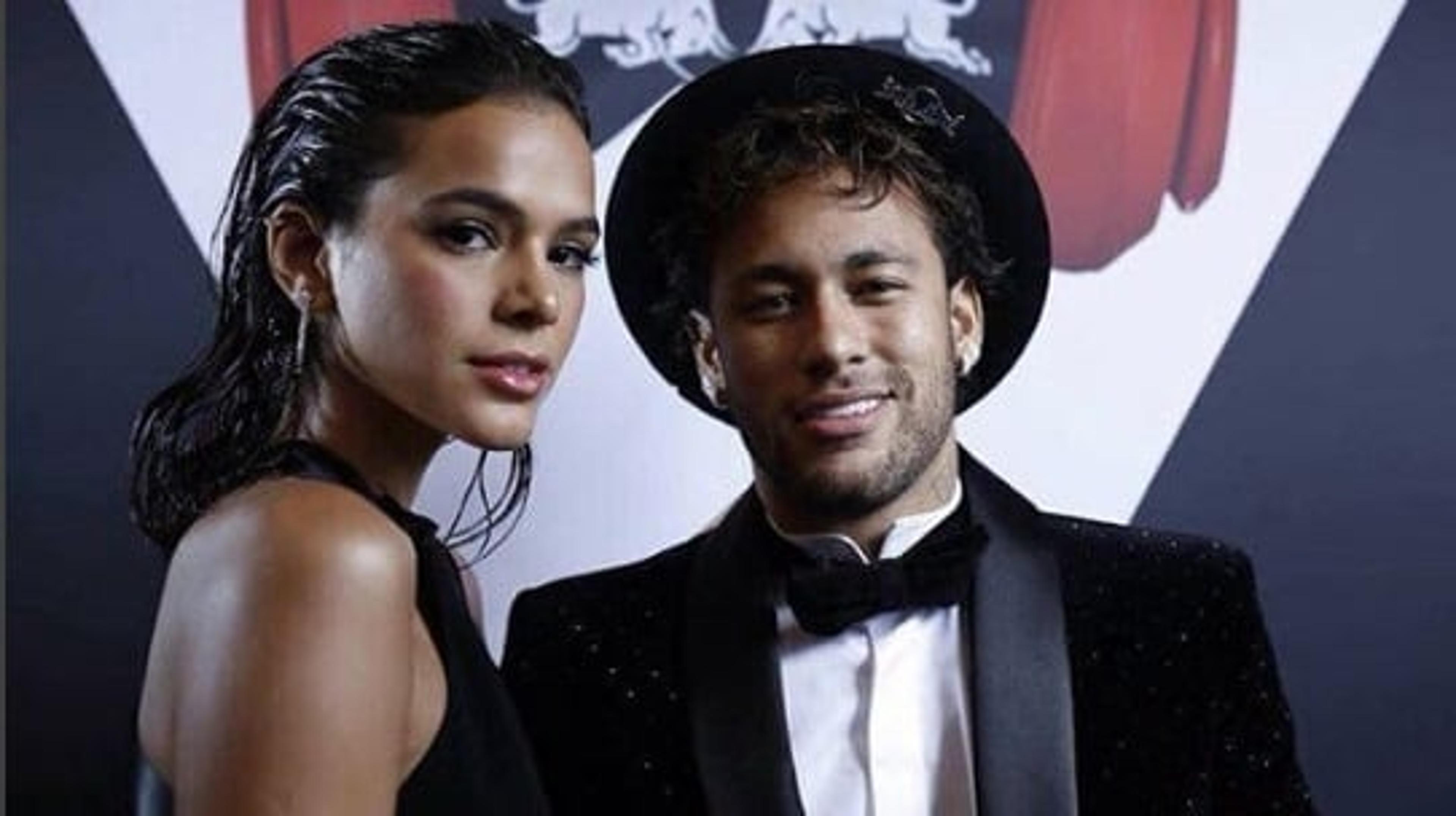 Após grande festa em Paris, Neymar não é relacionado para jogo do PSG