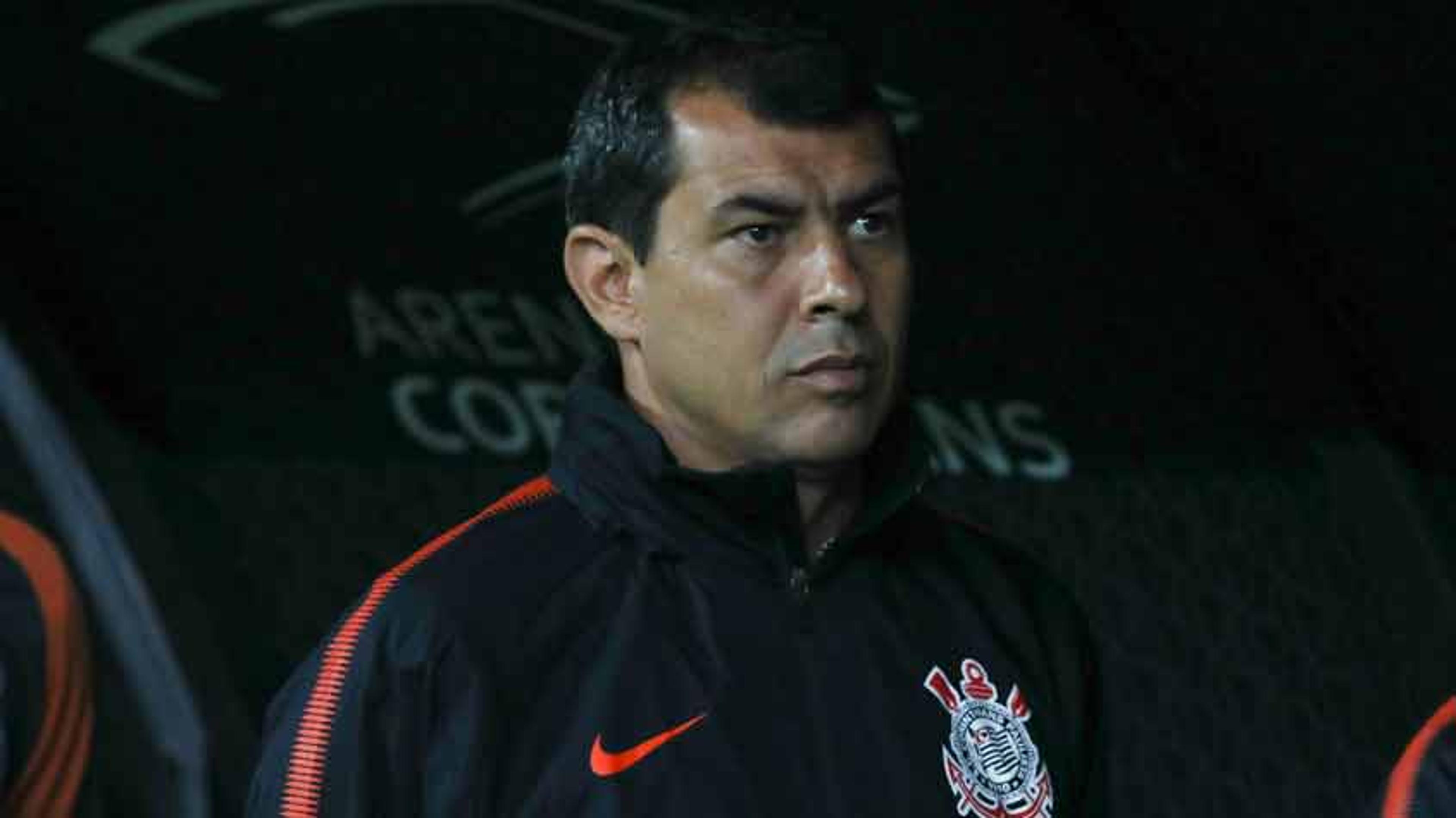 Com Corinthians ‘travado’, Carille tem primeiro teste de fogo em 2018