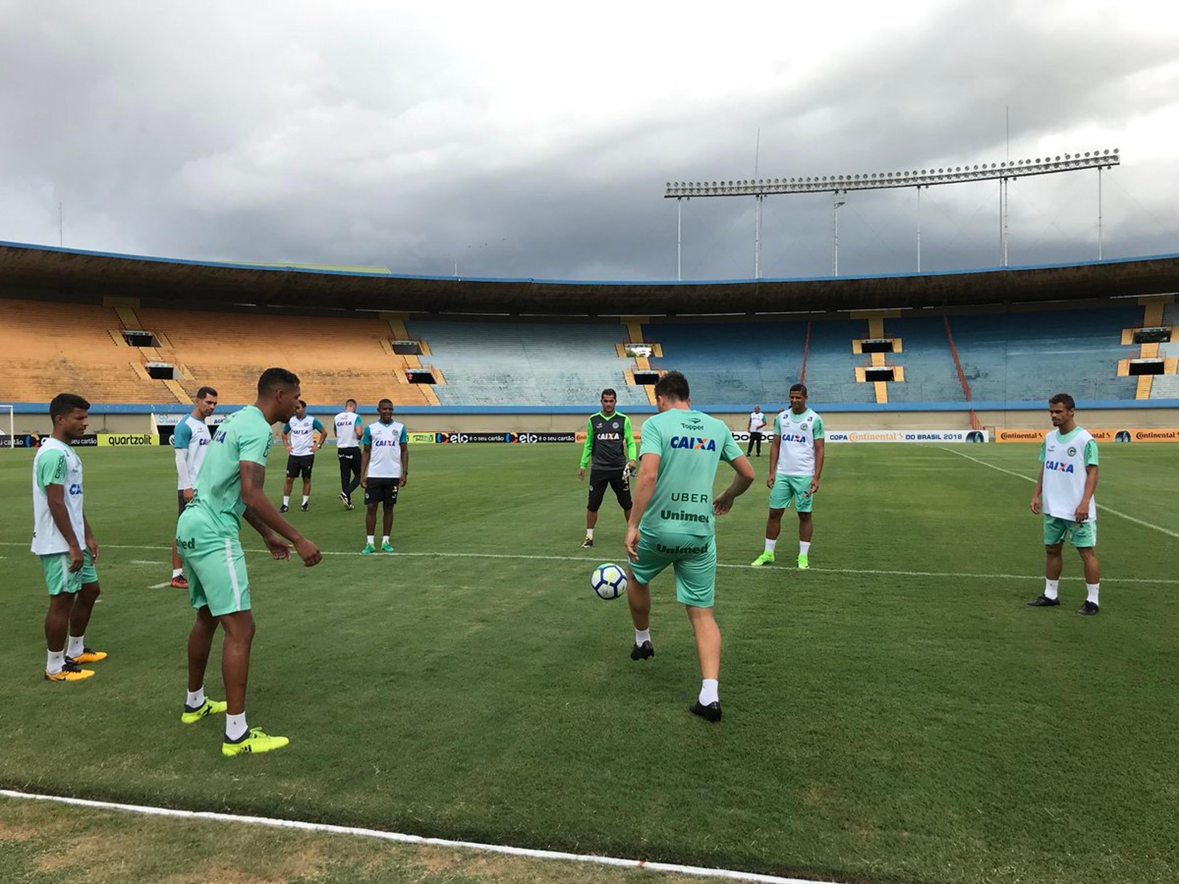 Com retornos importantes, Goiás se prepara para duelo com Rio Verde