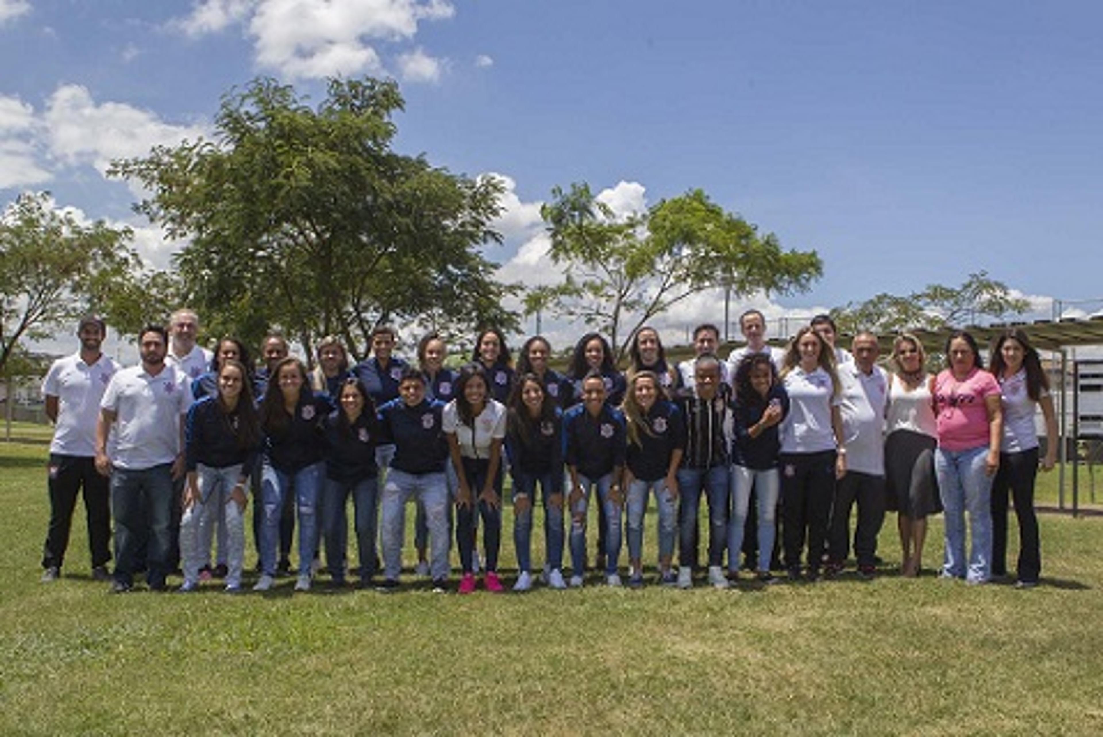 Corinthians feminino estreia na Arena em luta contra o machismo