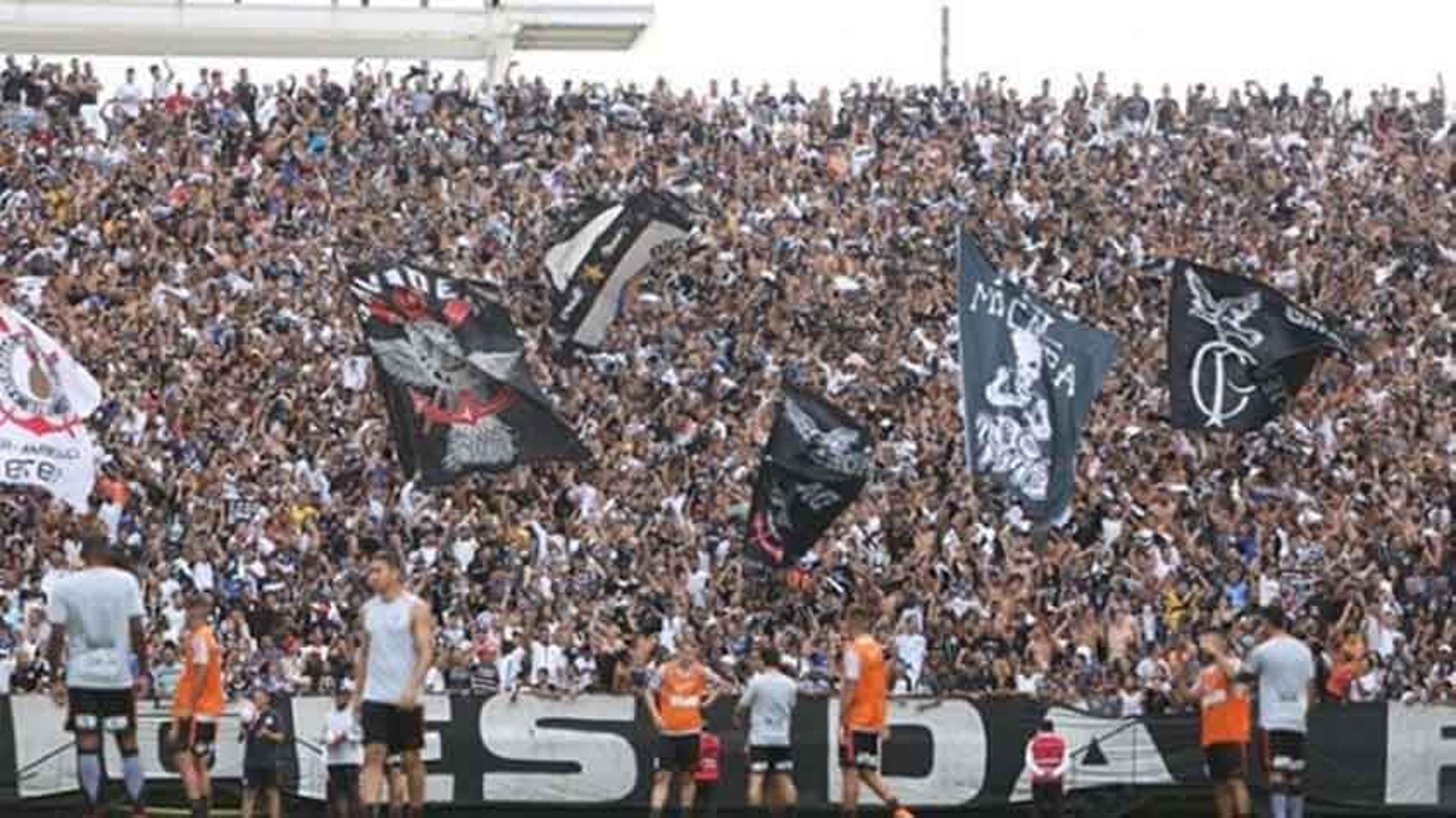 Torcida do Corinthians já esgota ingressos para treino aberto