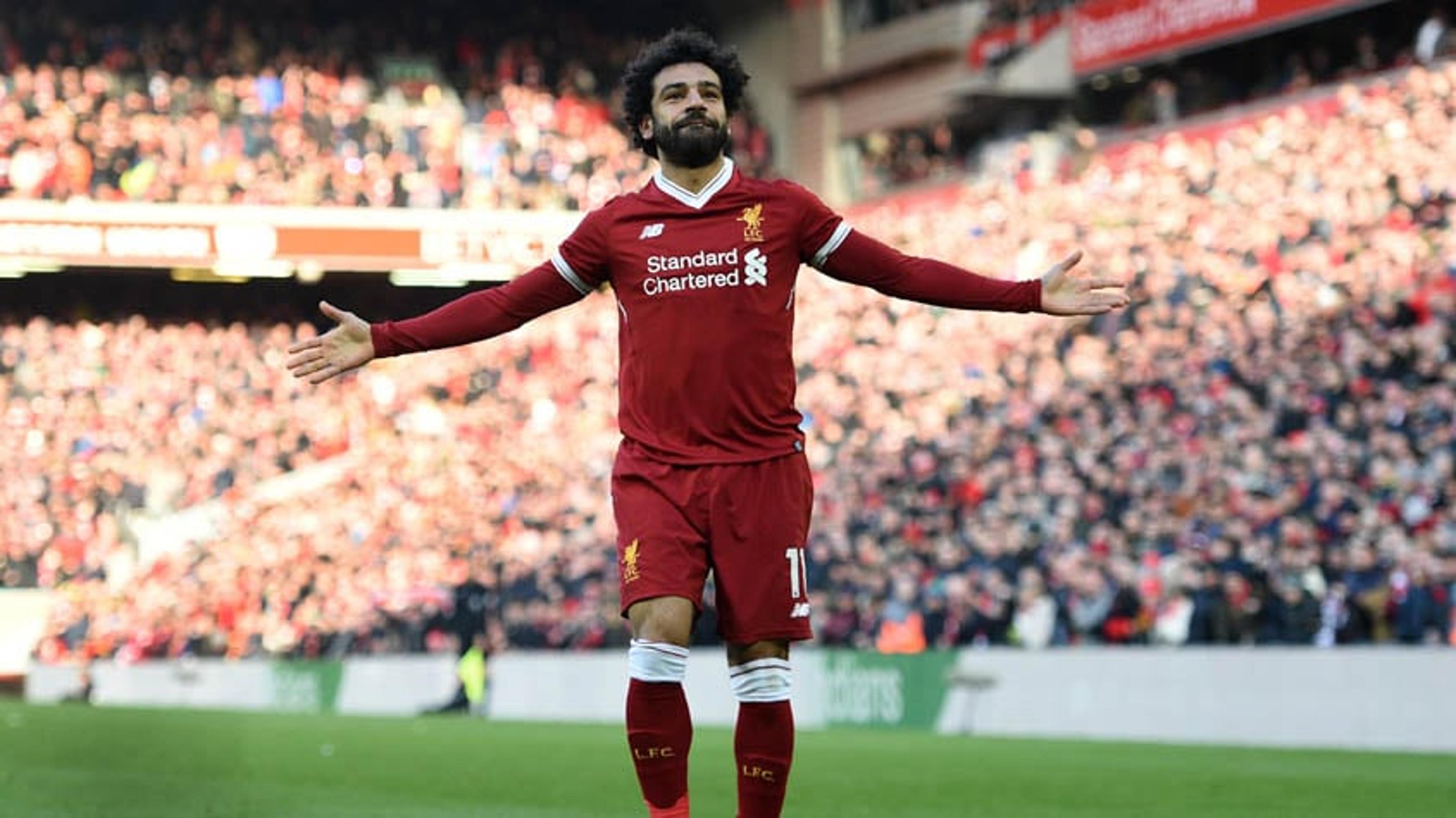 Trio ofensivo brilha, Salah vira artilheiro e Liverpool goleia no Inglês