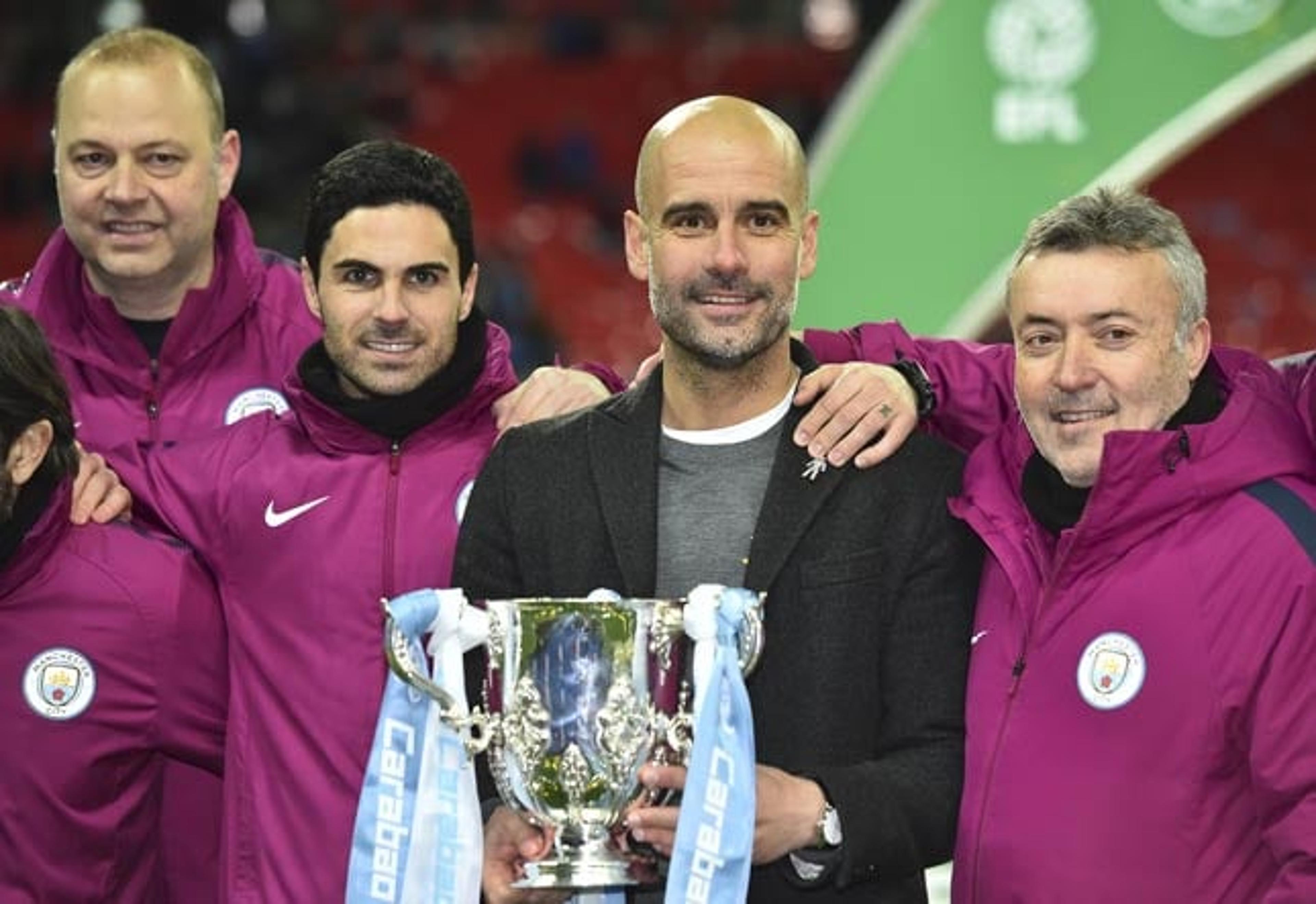 Guardiola evita comparar City atual com ‘seu’ Barcelona: ‘Não ajuda’