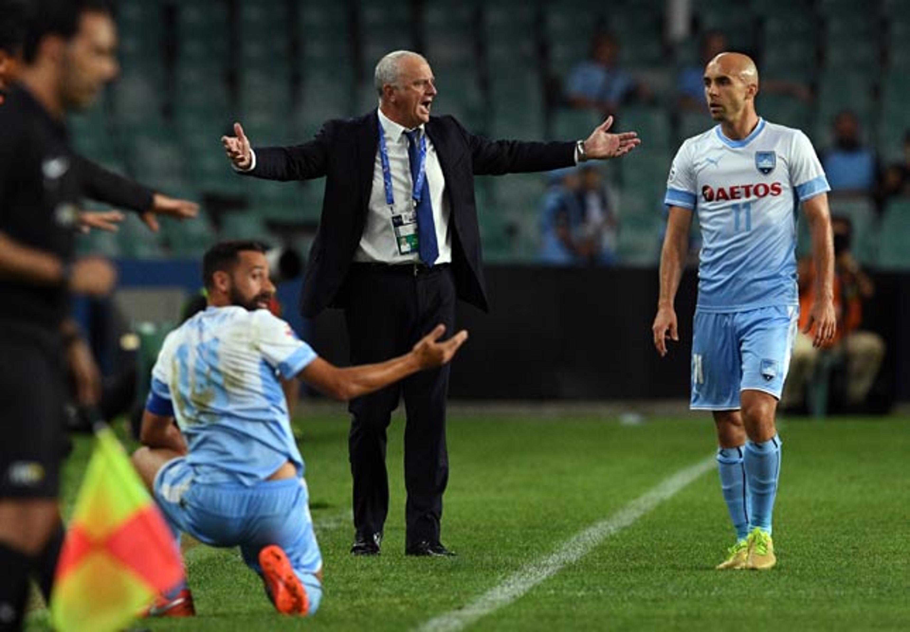 Técnico do Sydney FC vai comandar a Austrália após a Copa do Mundo