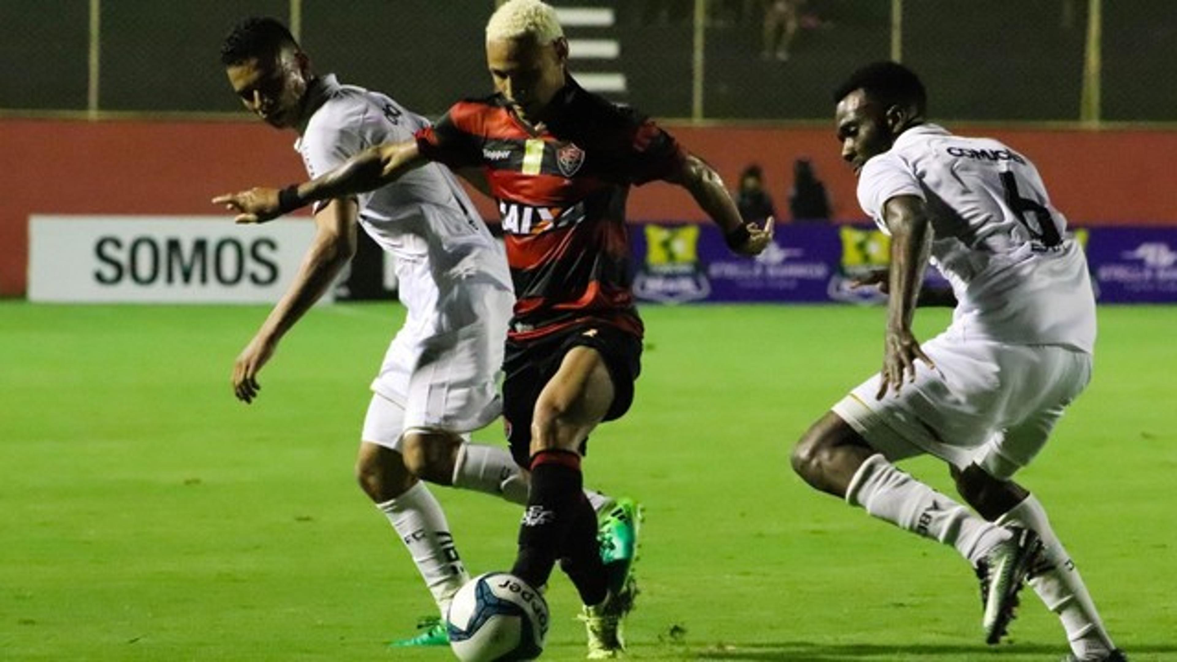 Vitória descarta jogar com regulamento “embaixo do braço” e busca triunfo na semifinal