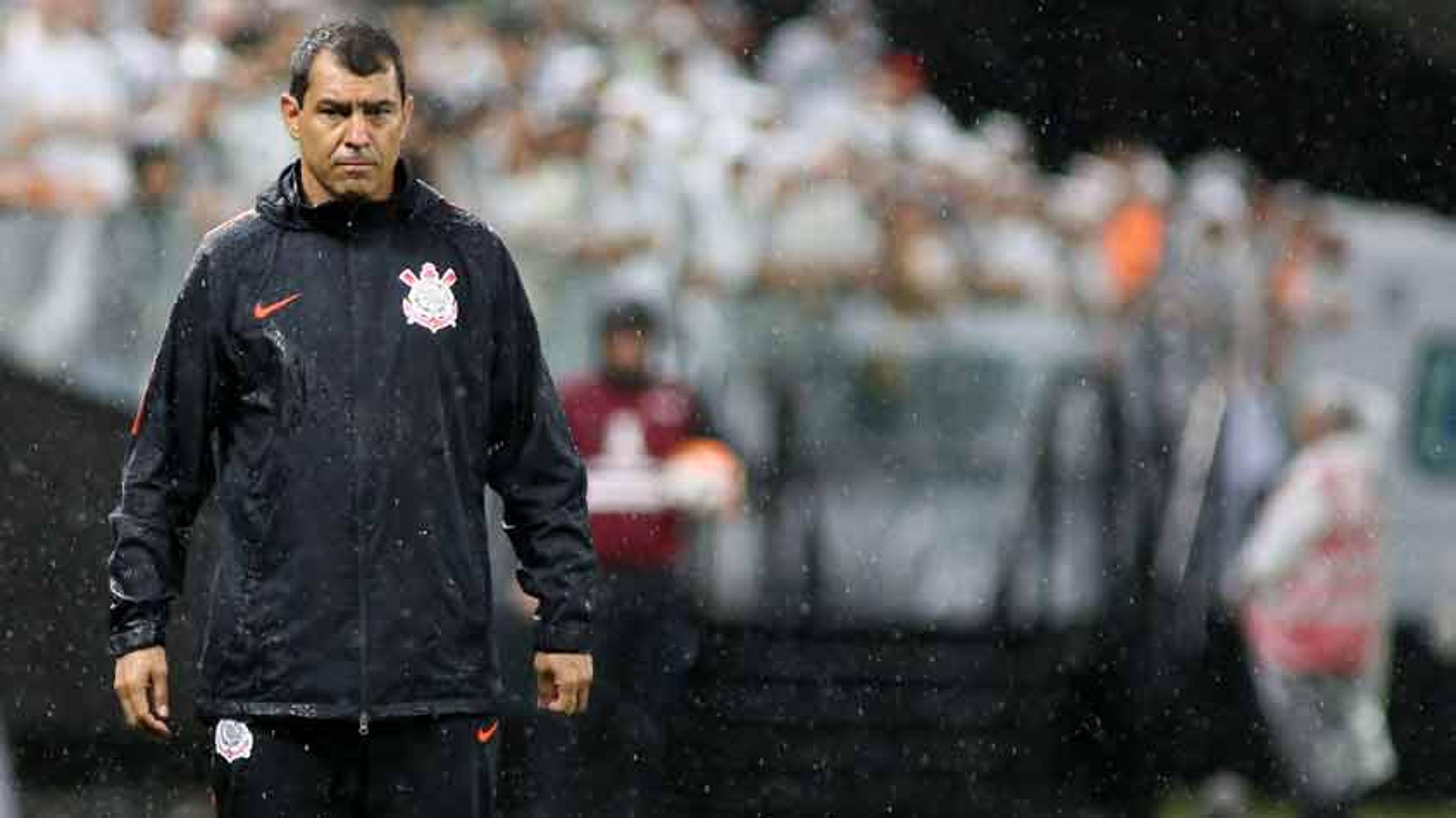 Carille exalta Sheik e diz que Corinthians retomou DNA defensivo