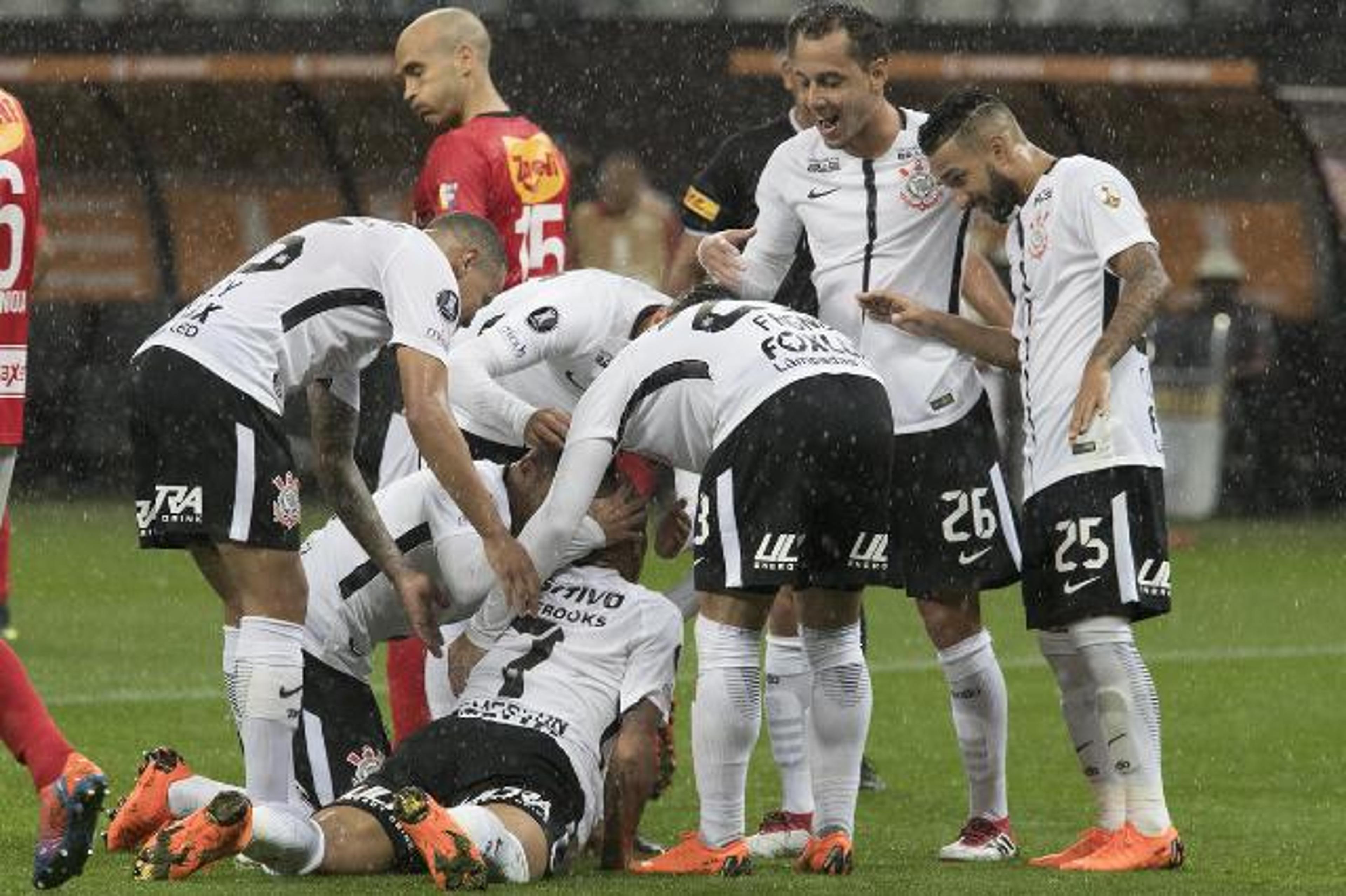 Lara x Corinthians: prováveis times, desfalques, onde ver e palpites