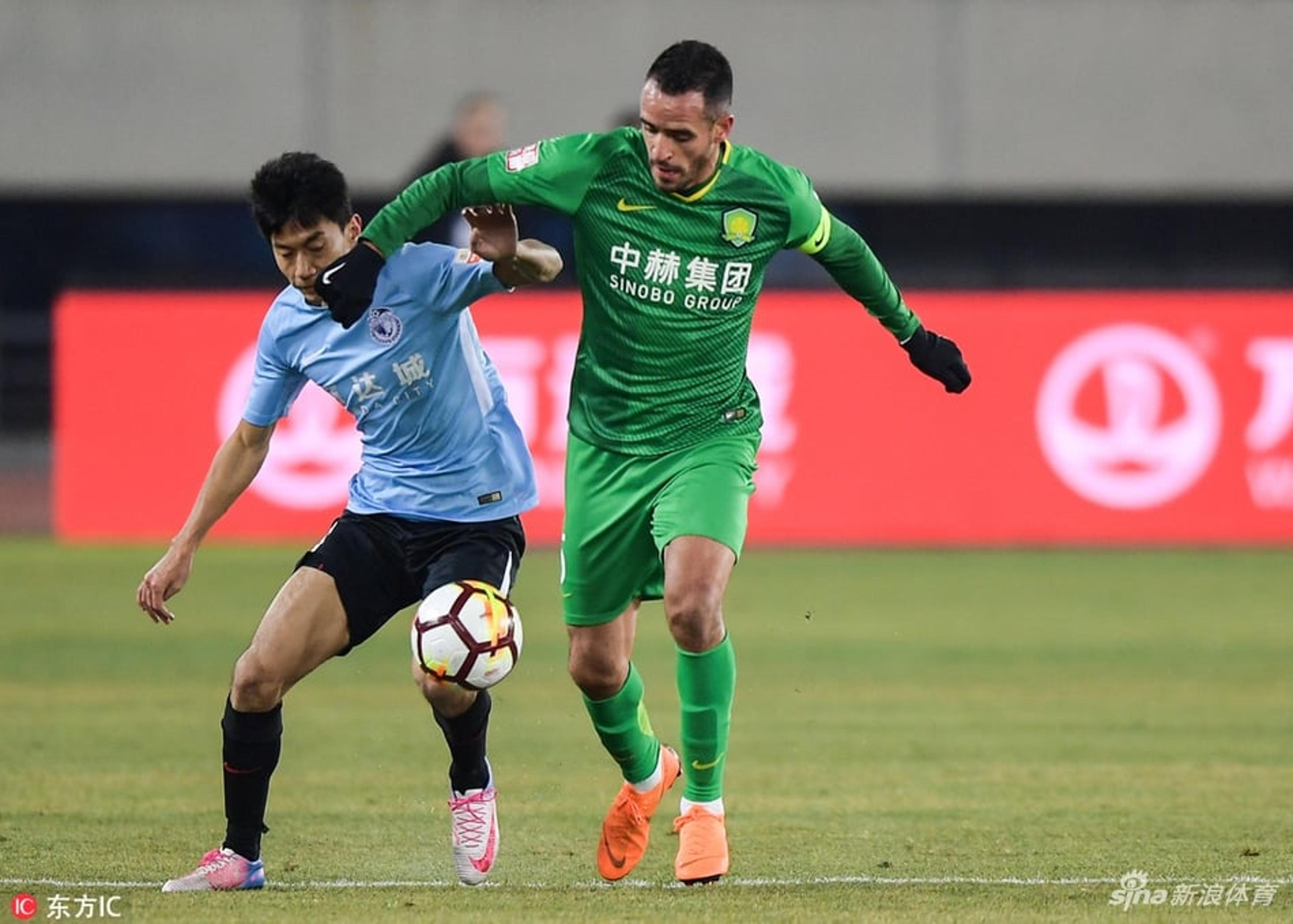 Renato Augusto dá passes no Chinês; Tardelli brilha no Shandong Luneng