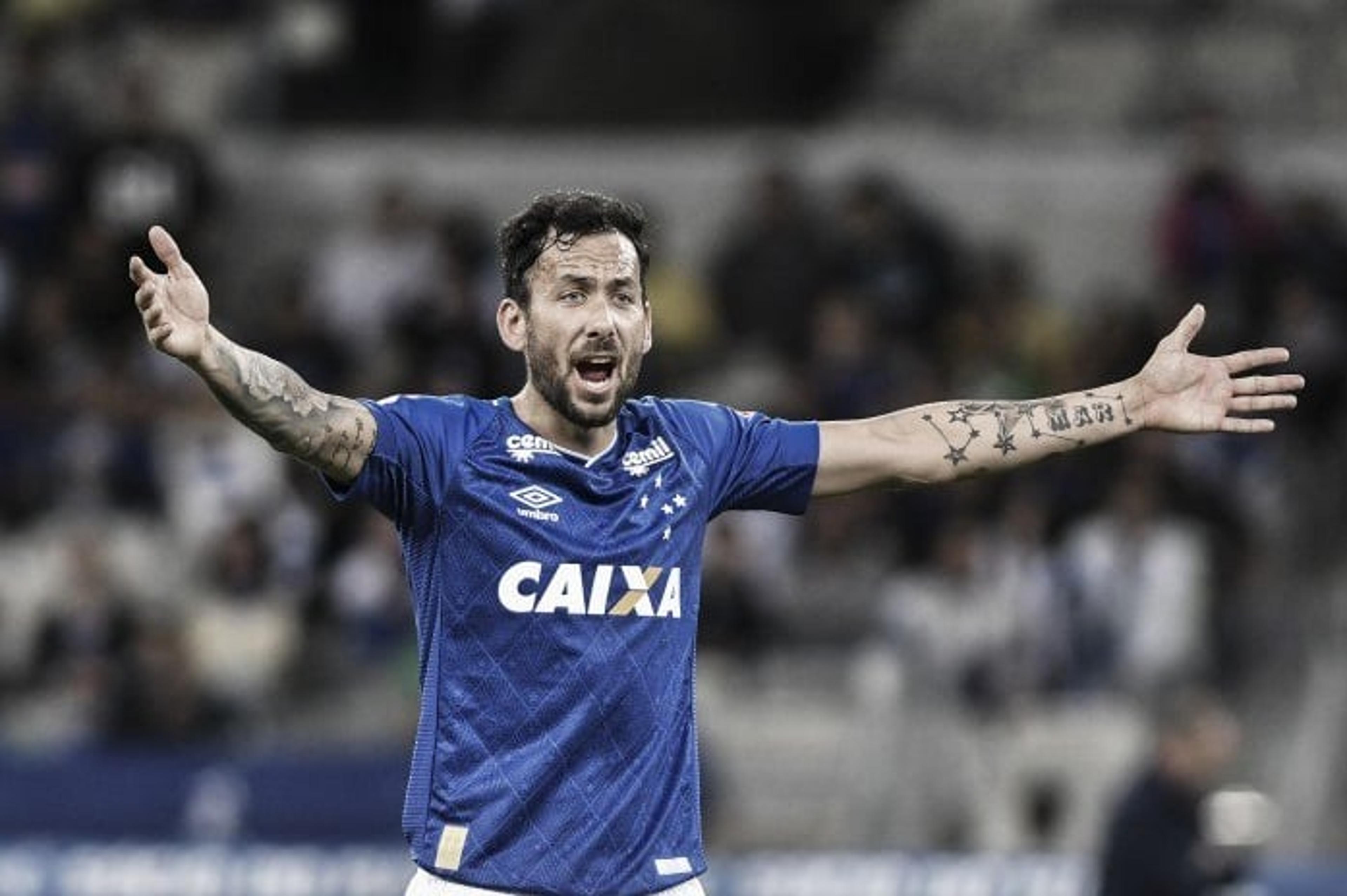 Cruzeiro vence Tupi fora de casa e abre vantagem na semi do Mineiro