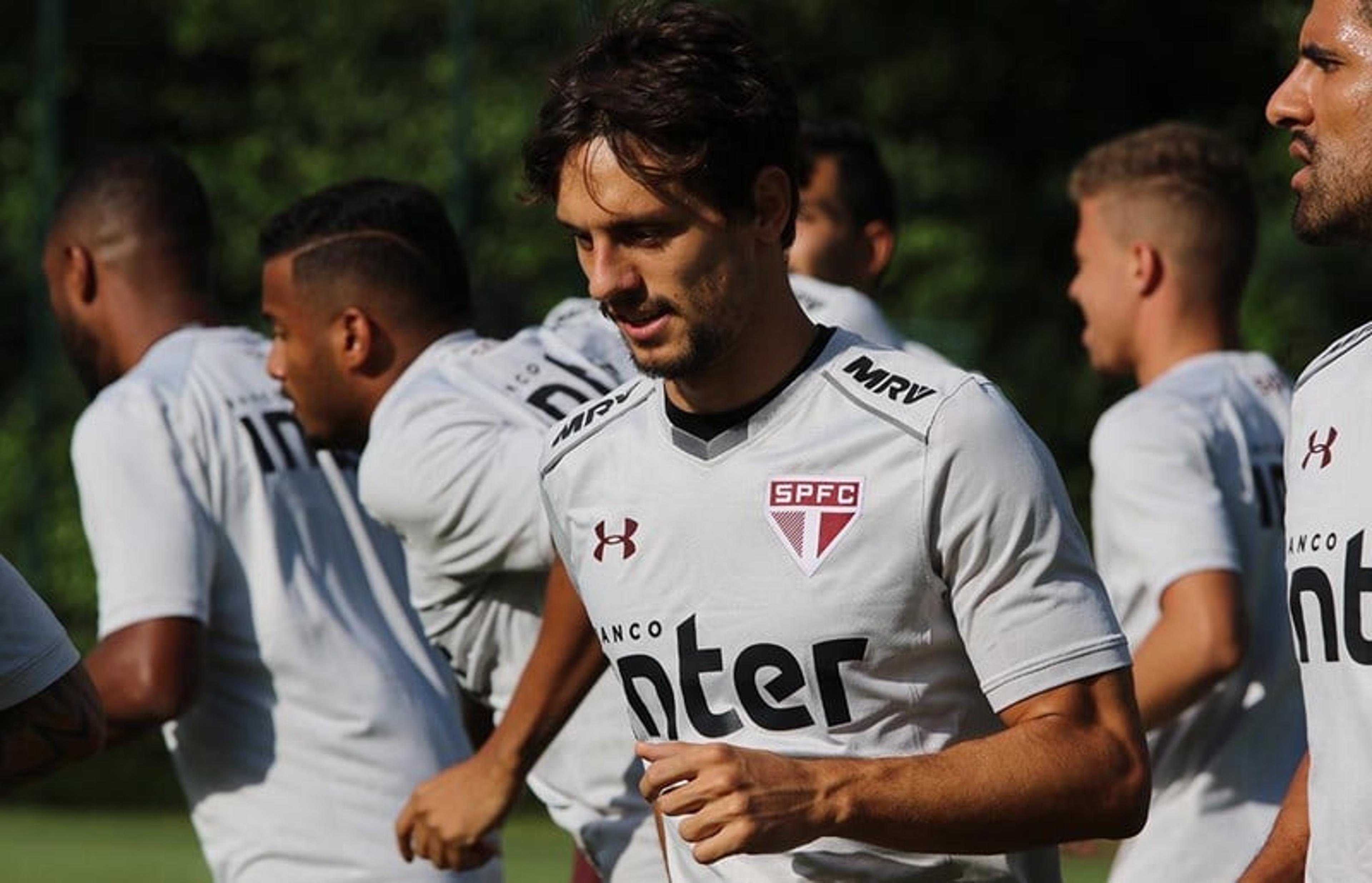 São Paulo relaciona Rodrigo Caio para jogo da semifinal em Itaquera